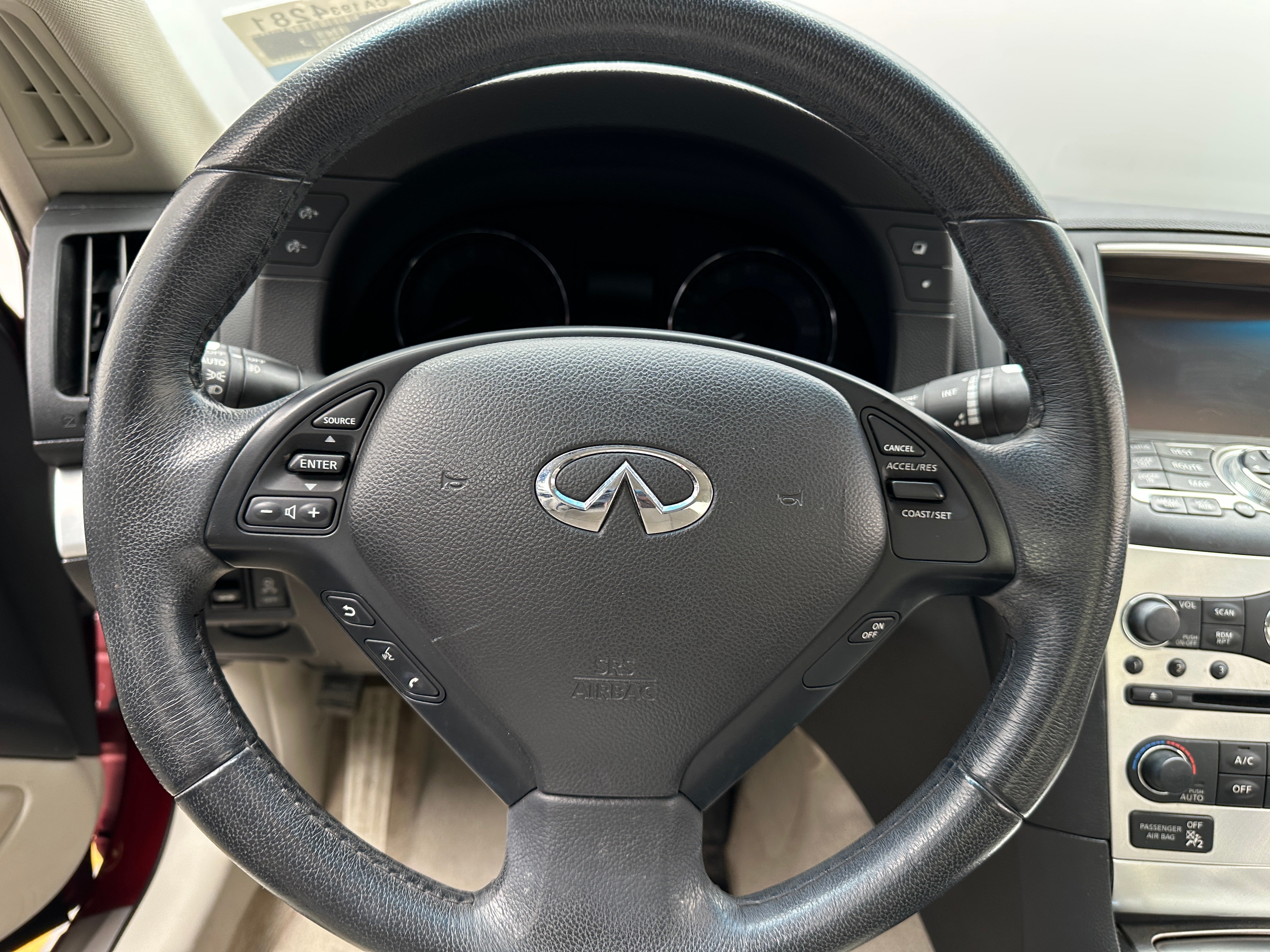 2014 INFINITI Q60 Base 3