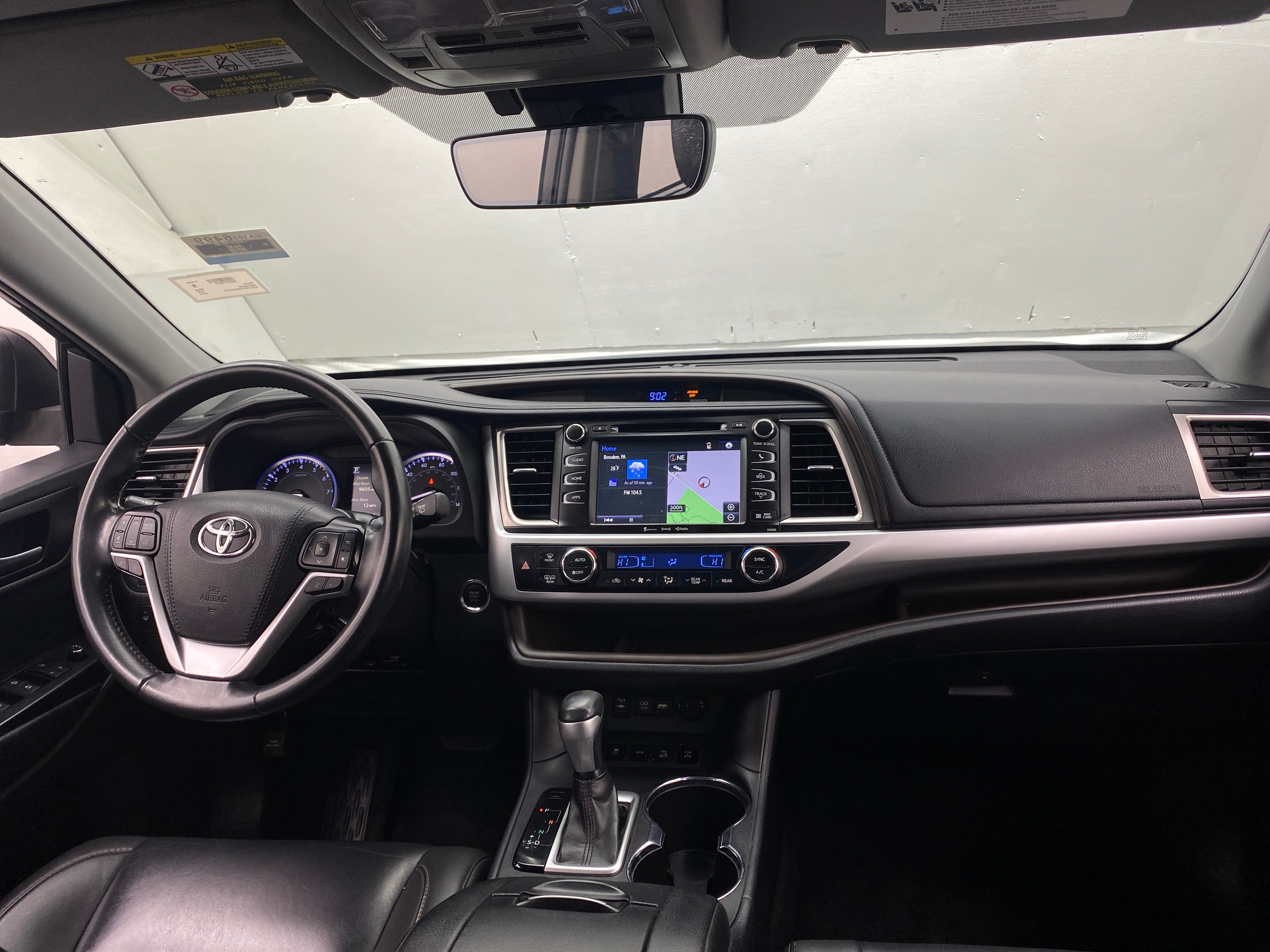 2019 Toyota Highlander XLE 2