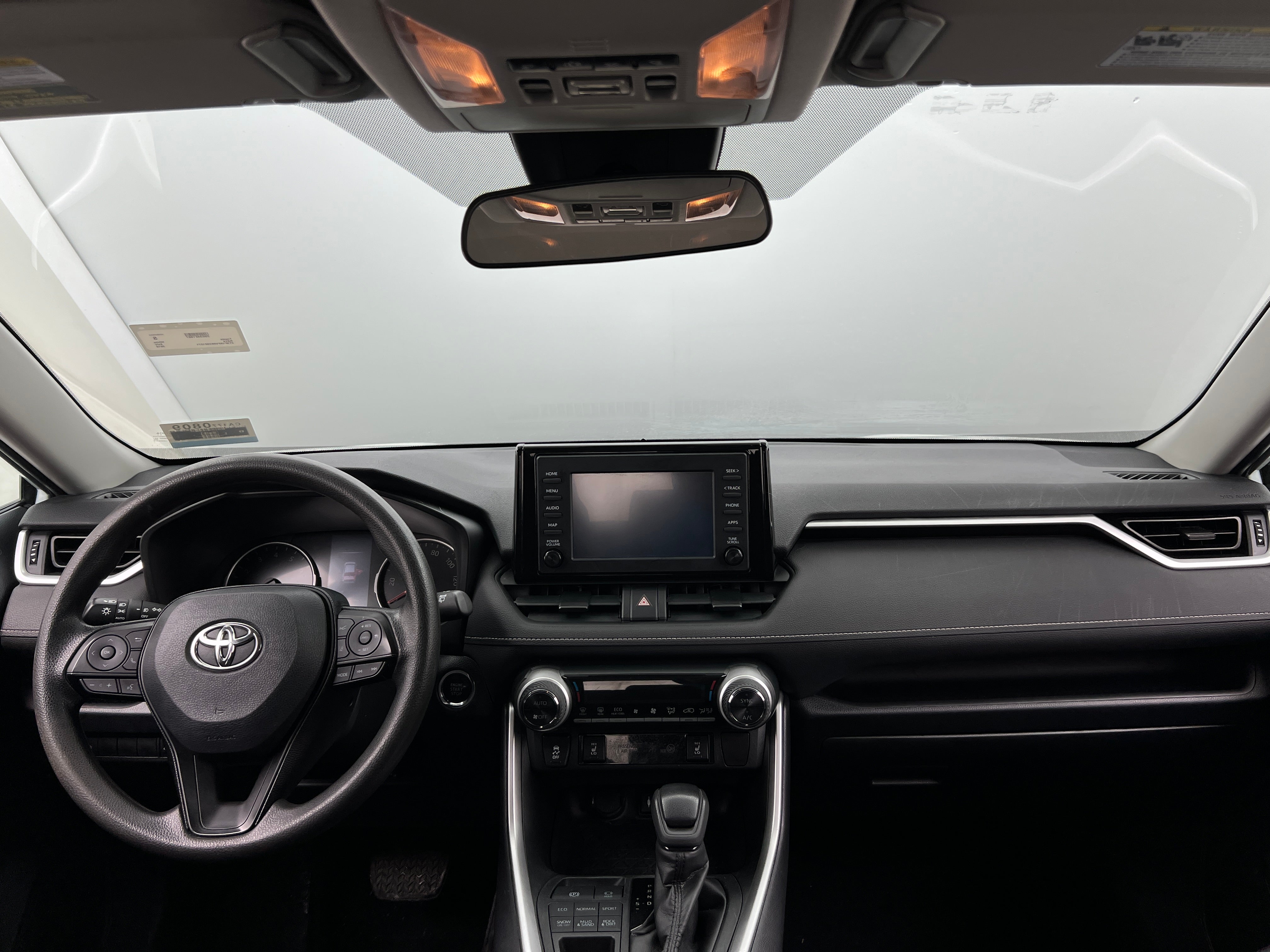 2019 Toyota RAV4 XLE 3