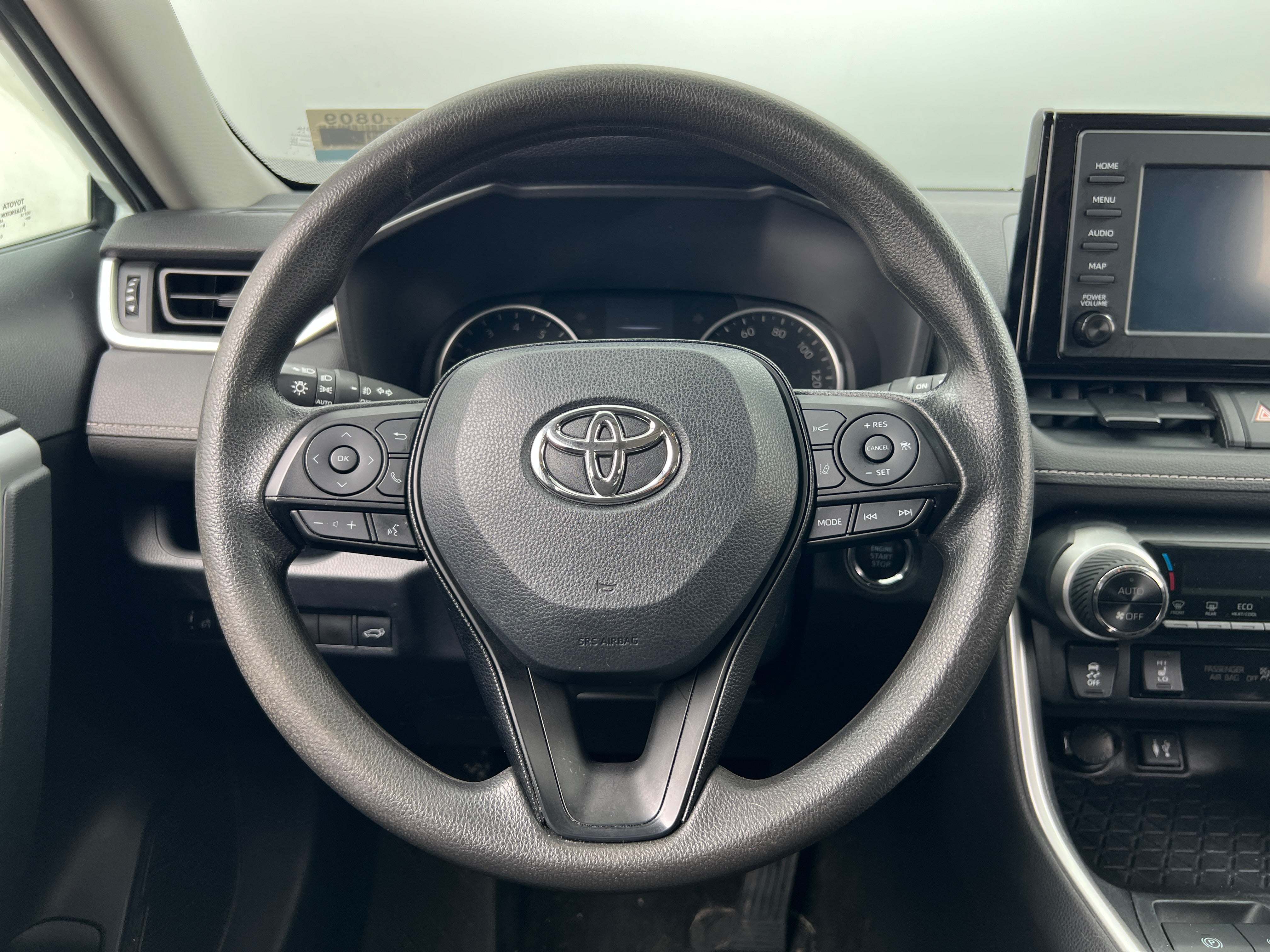 2019 Toyota RAV4 XLE 5