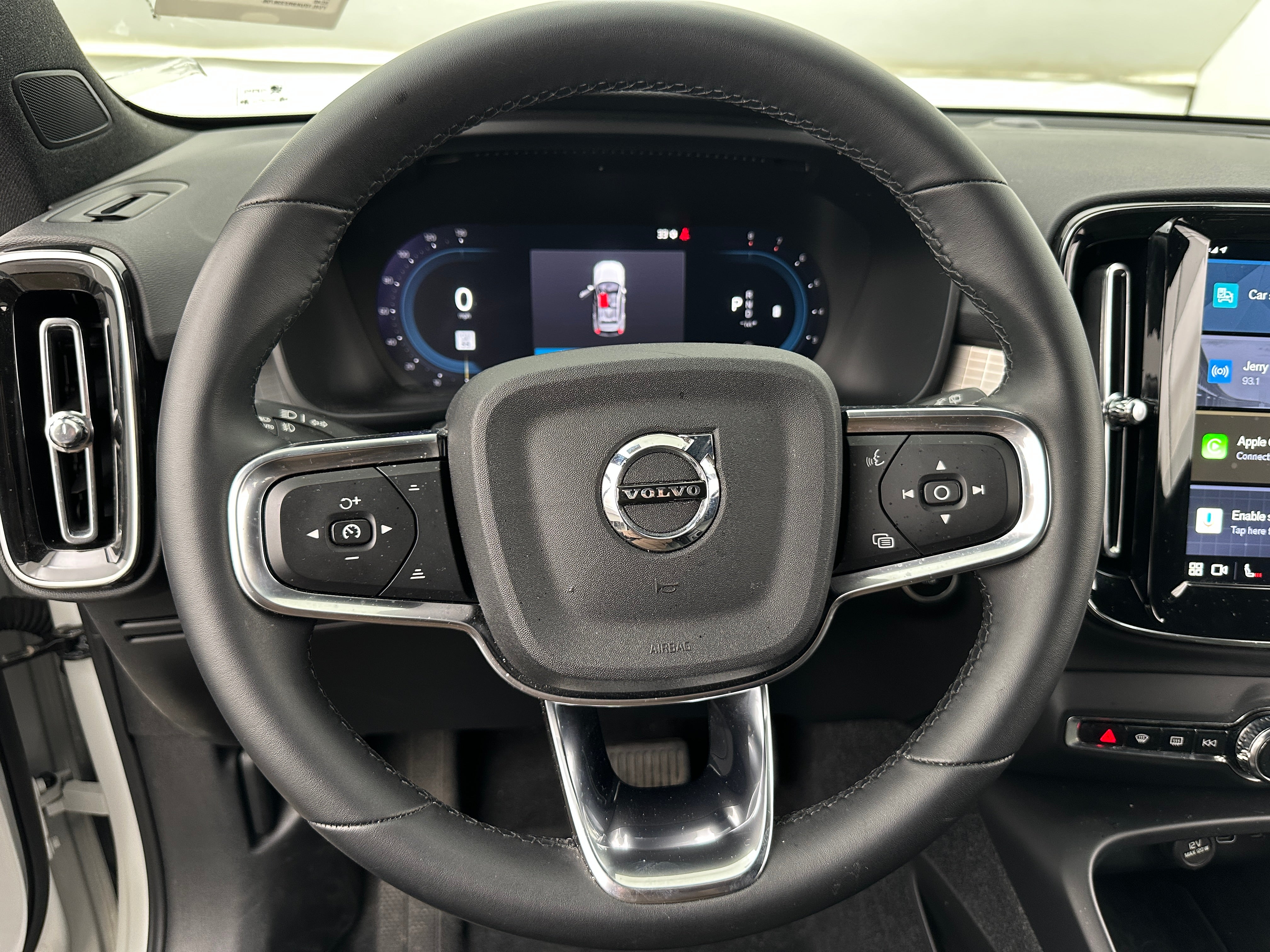 2024 Volvo XC40 B5 Core 5