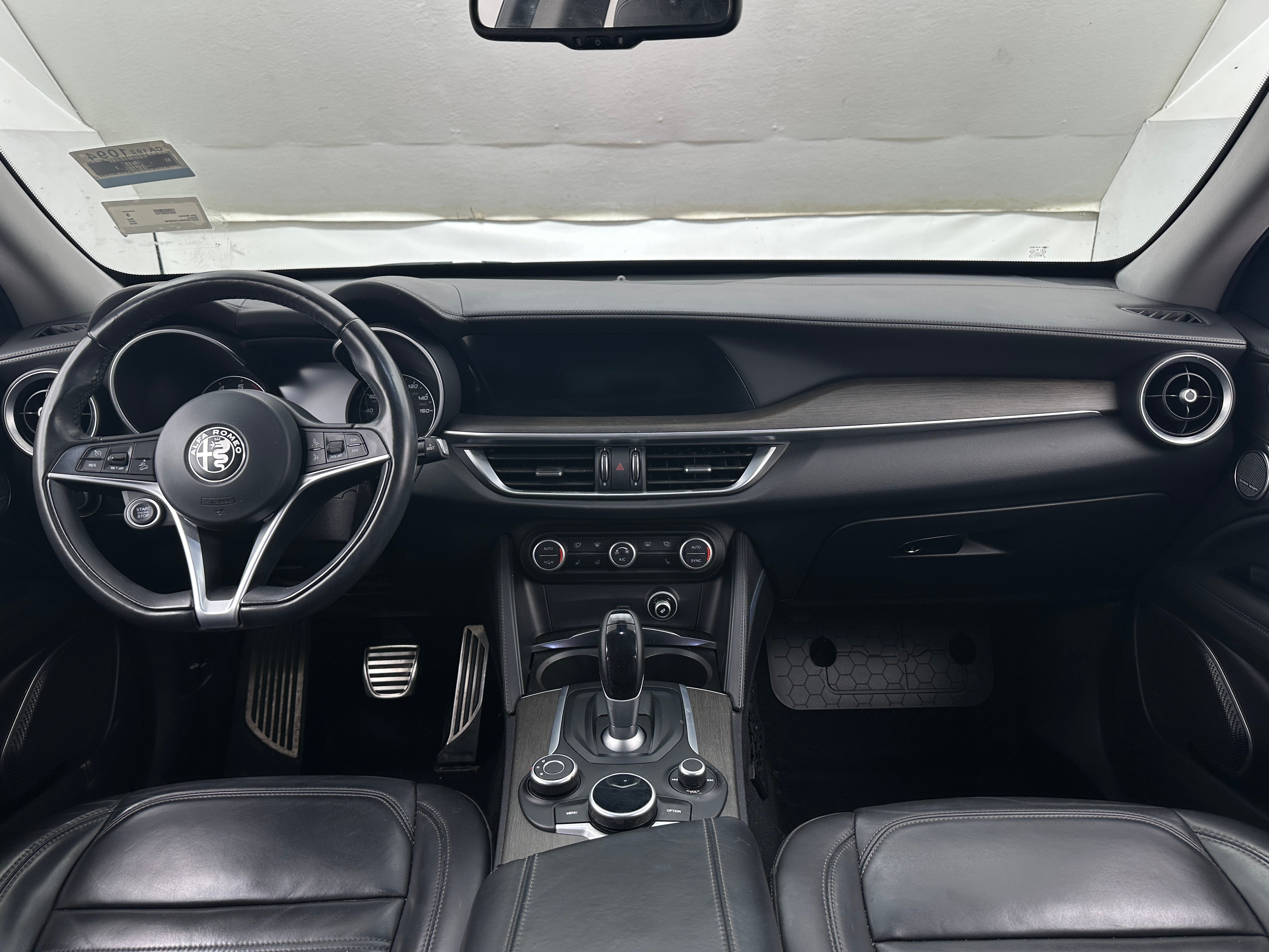 2018 Alfa Romeo Stelvio Ti Lusso 2