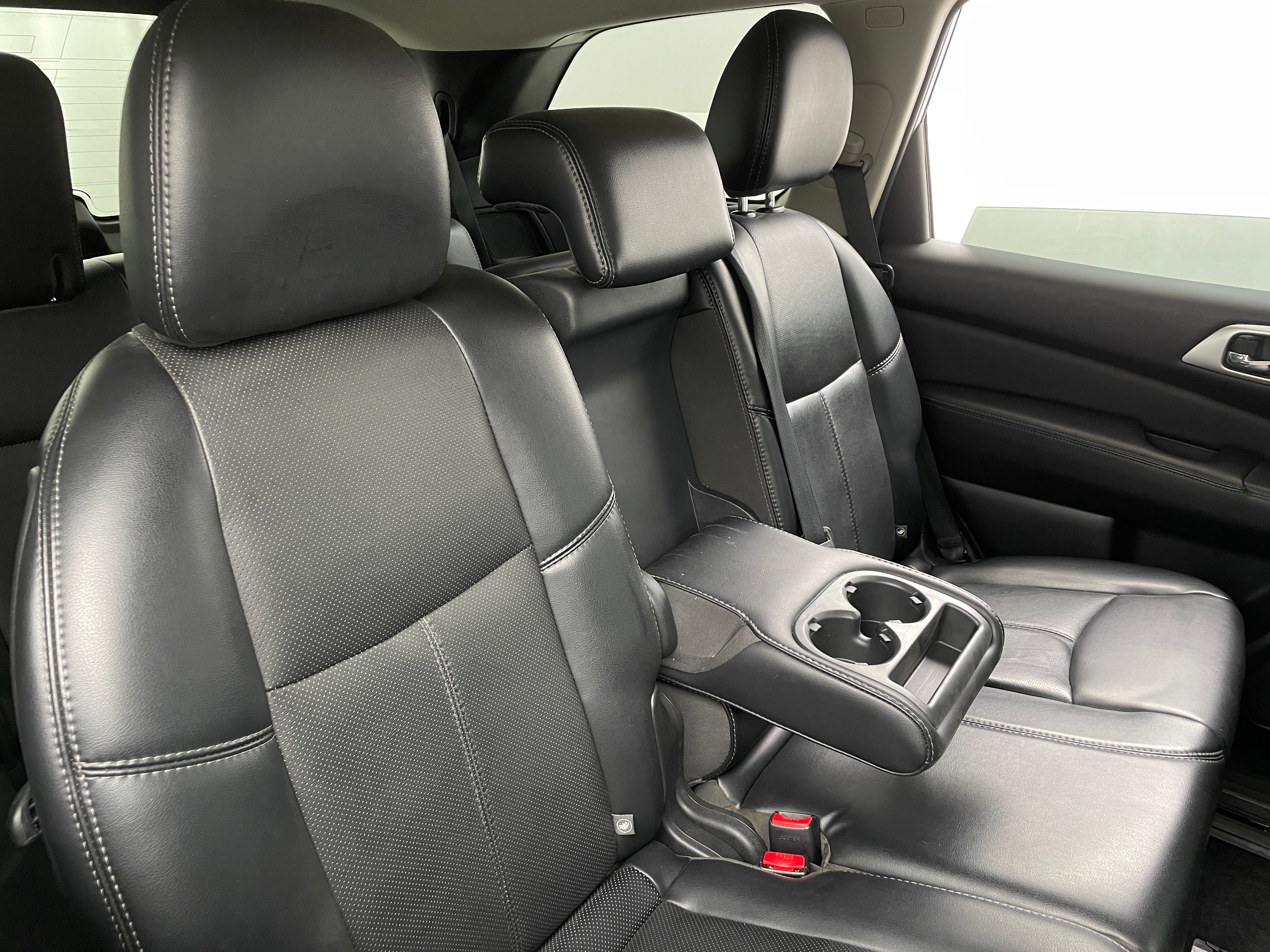 2017 Nissan Pathfinder Platinum 5