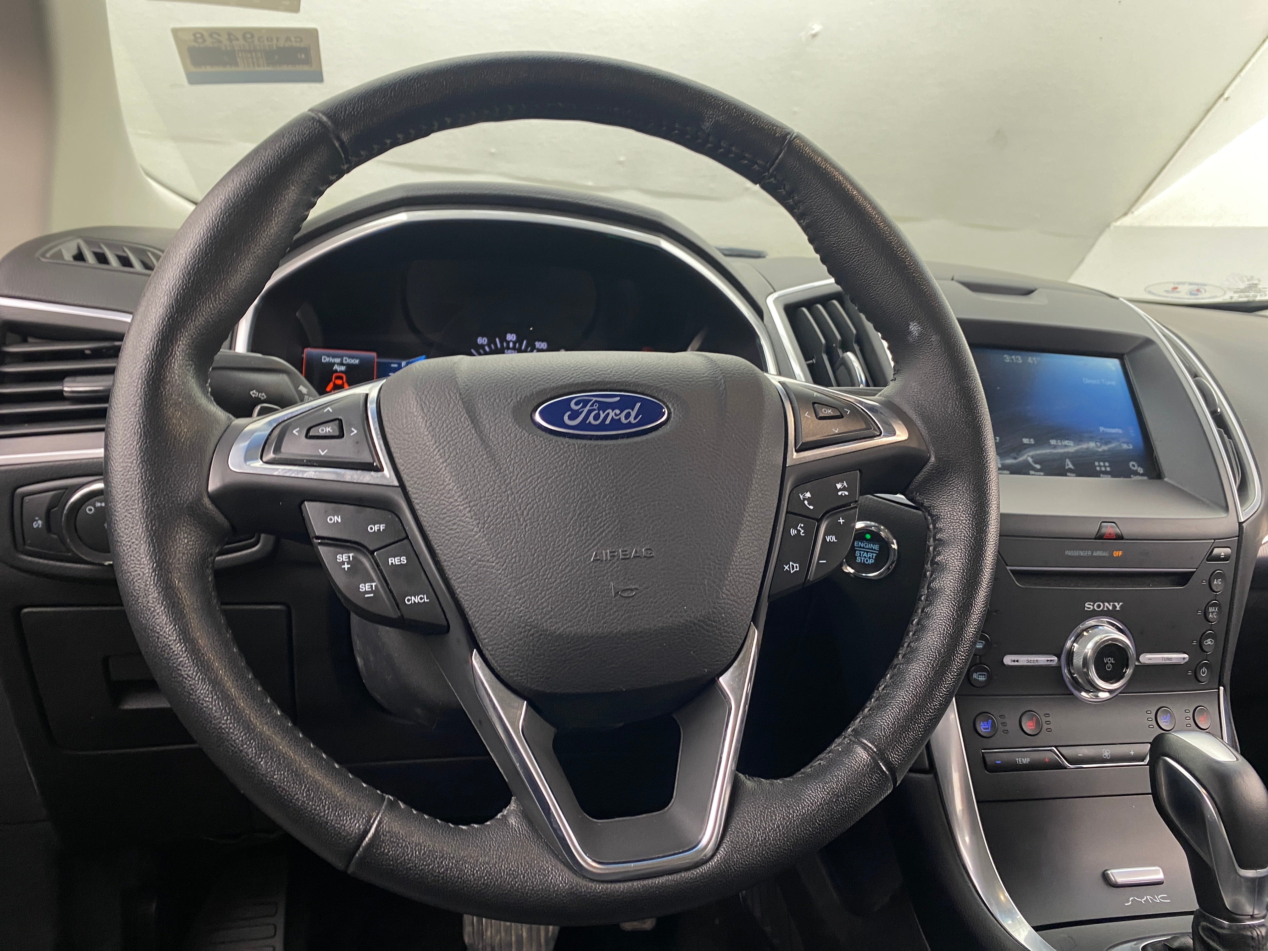 2017 Ford Edge Titanium 4