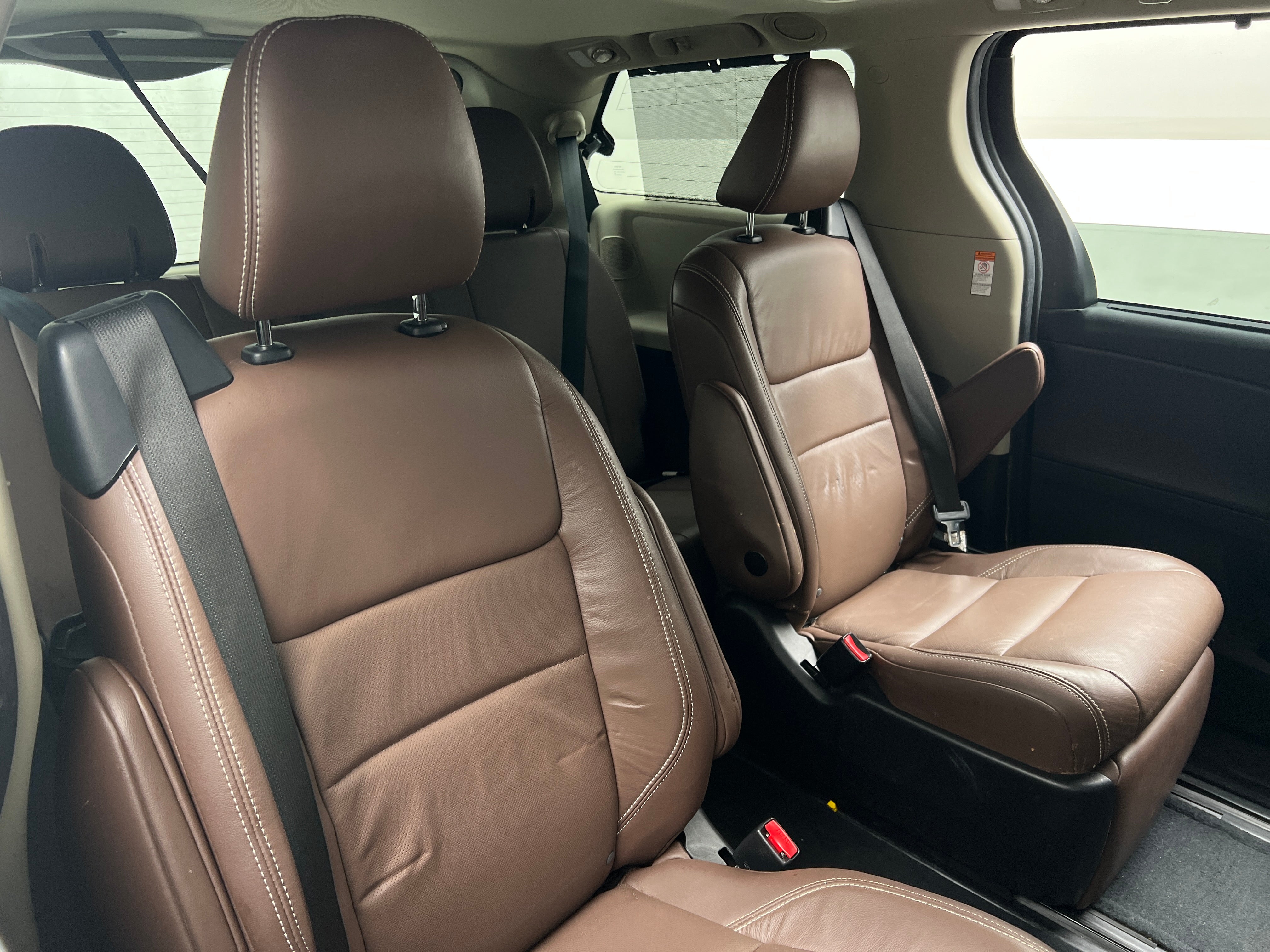 2018 Toyota Sienna Limited 5