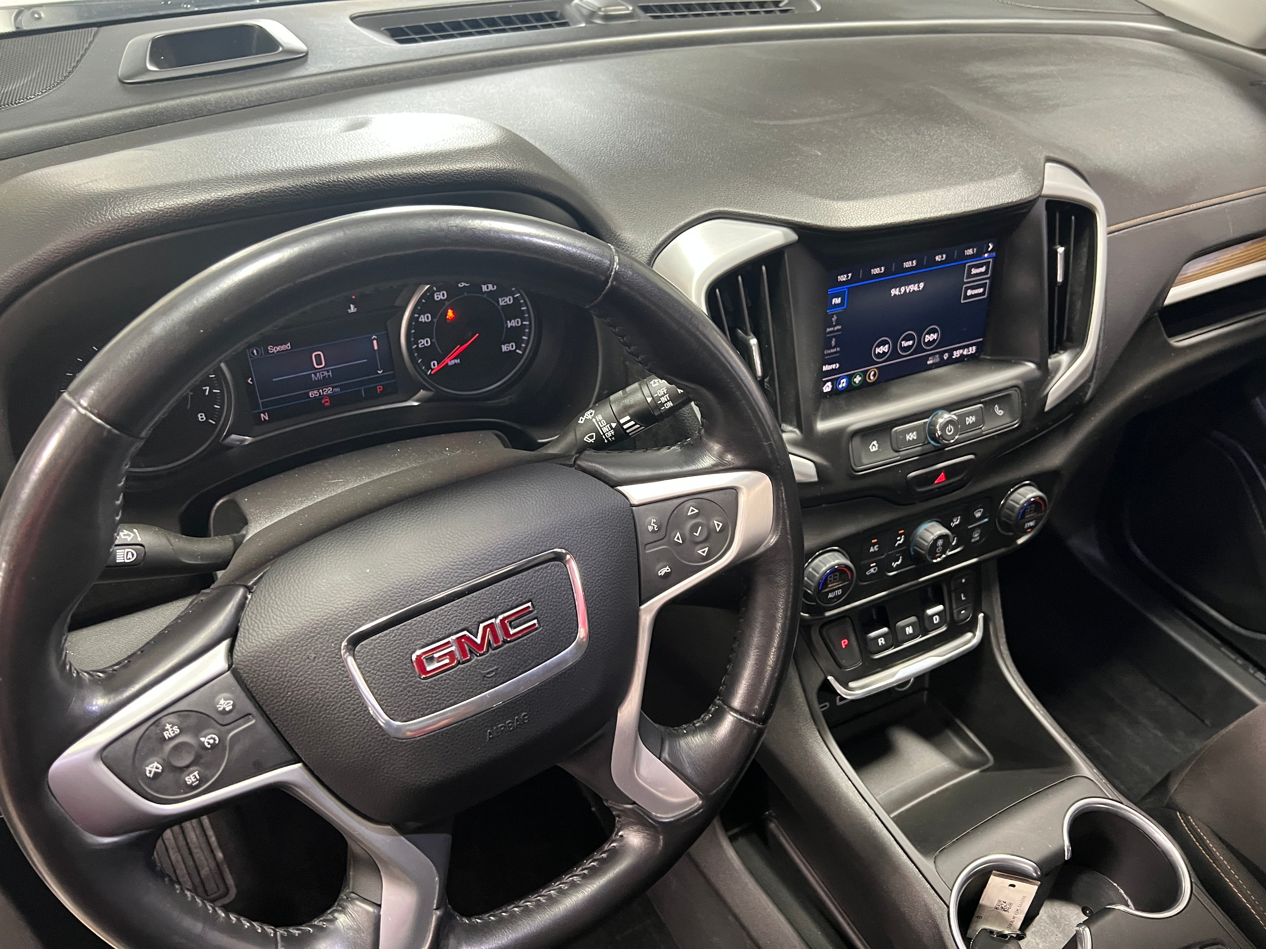 2021 GMC Terrain SLE 3