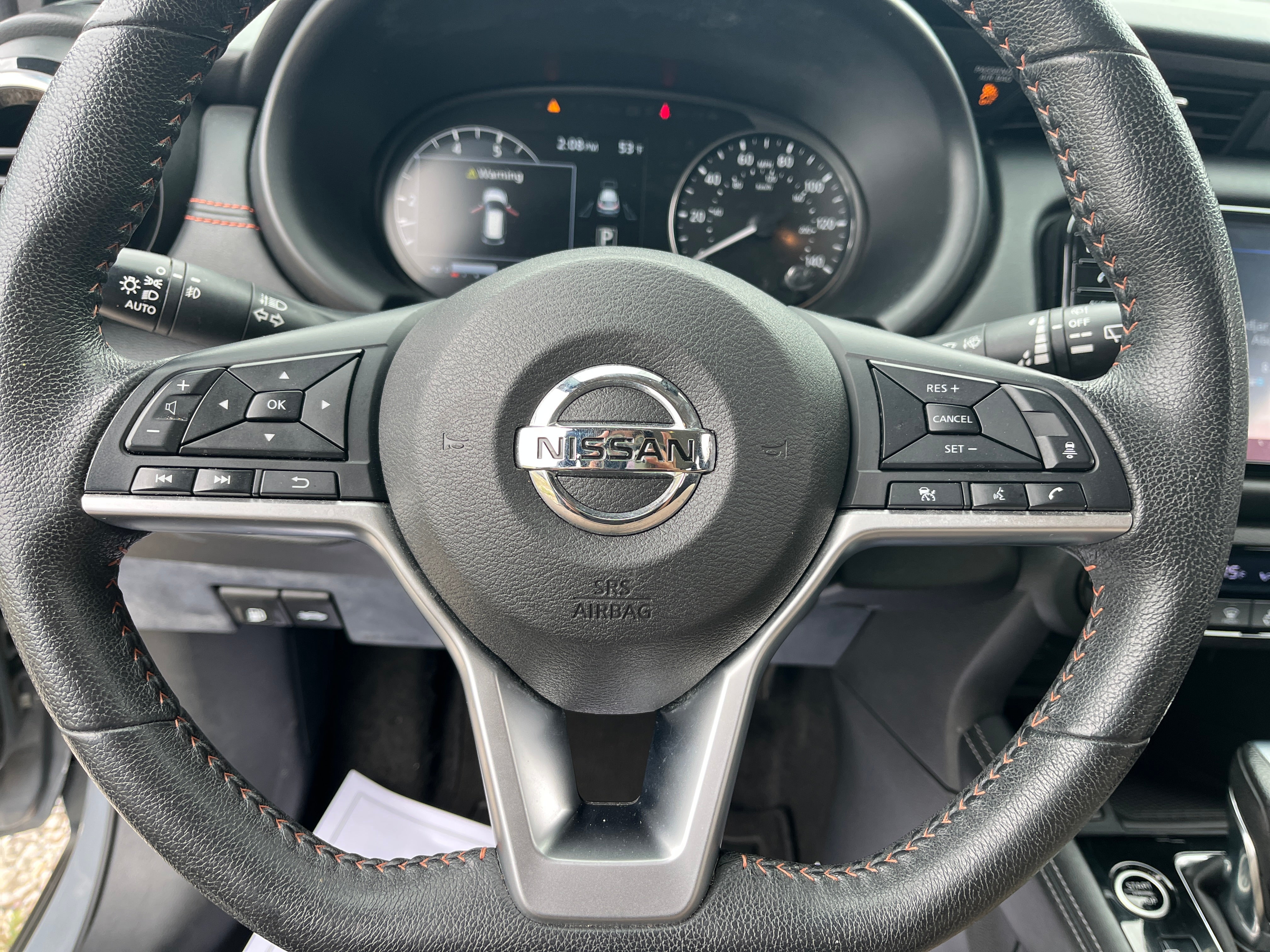 2021 Nissan Kicks SR 5