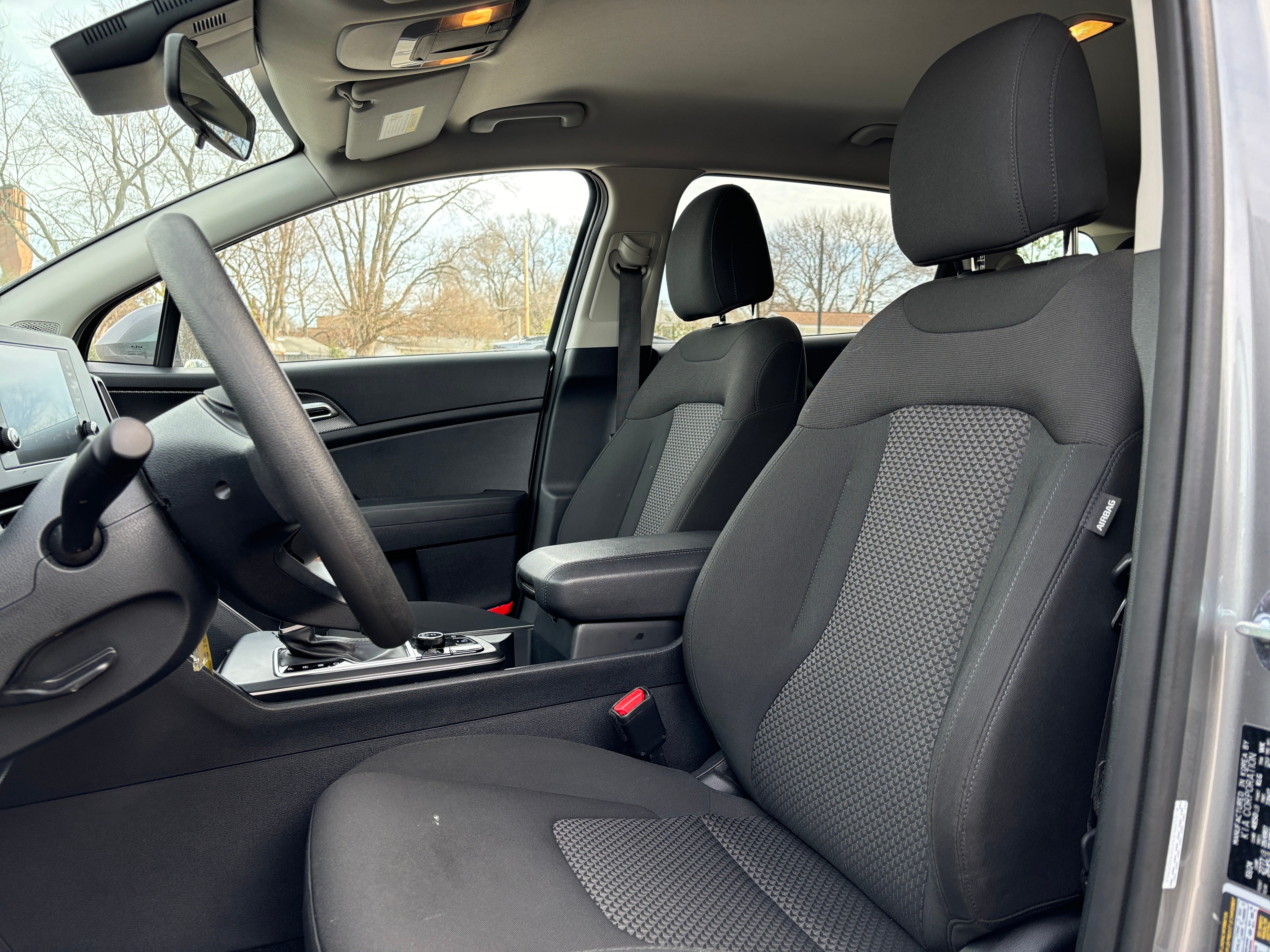 2024 Kia Sportage LX 2