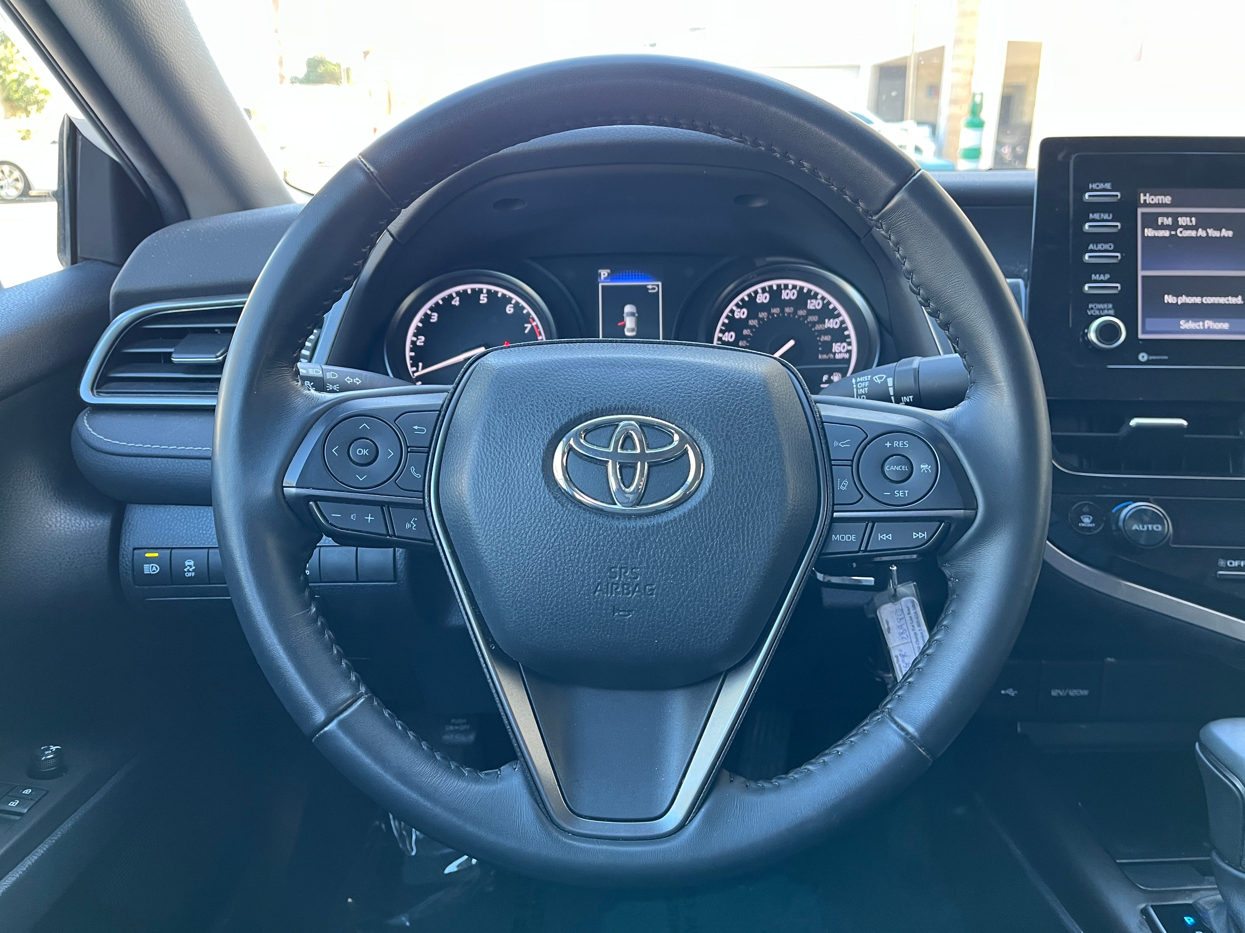 2023 Toyota Camry SE 5