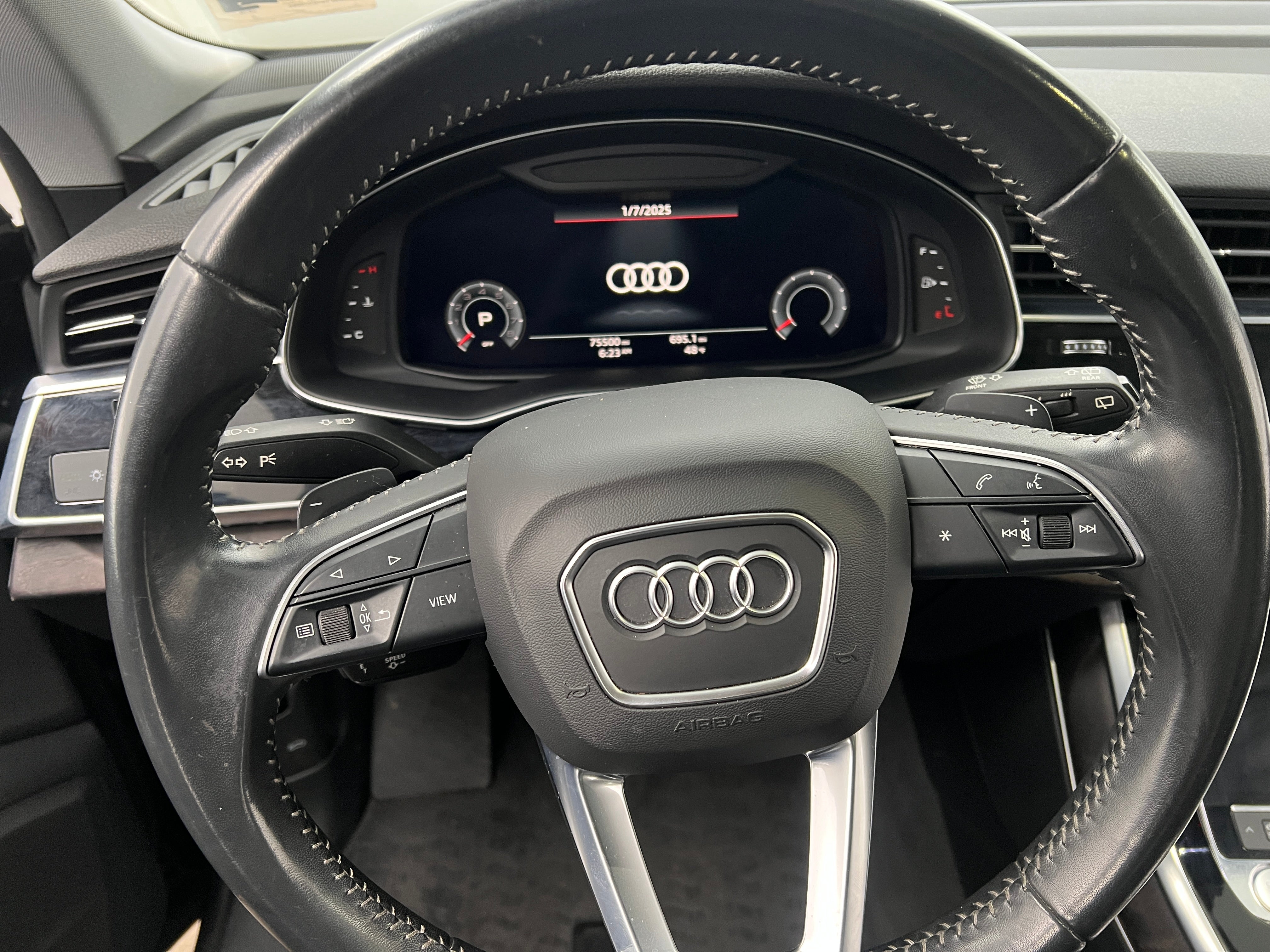 2019 Audi Q8 Premium 5