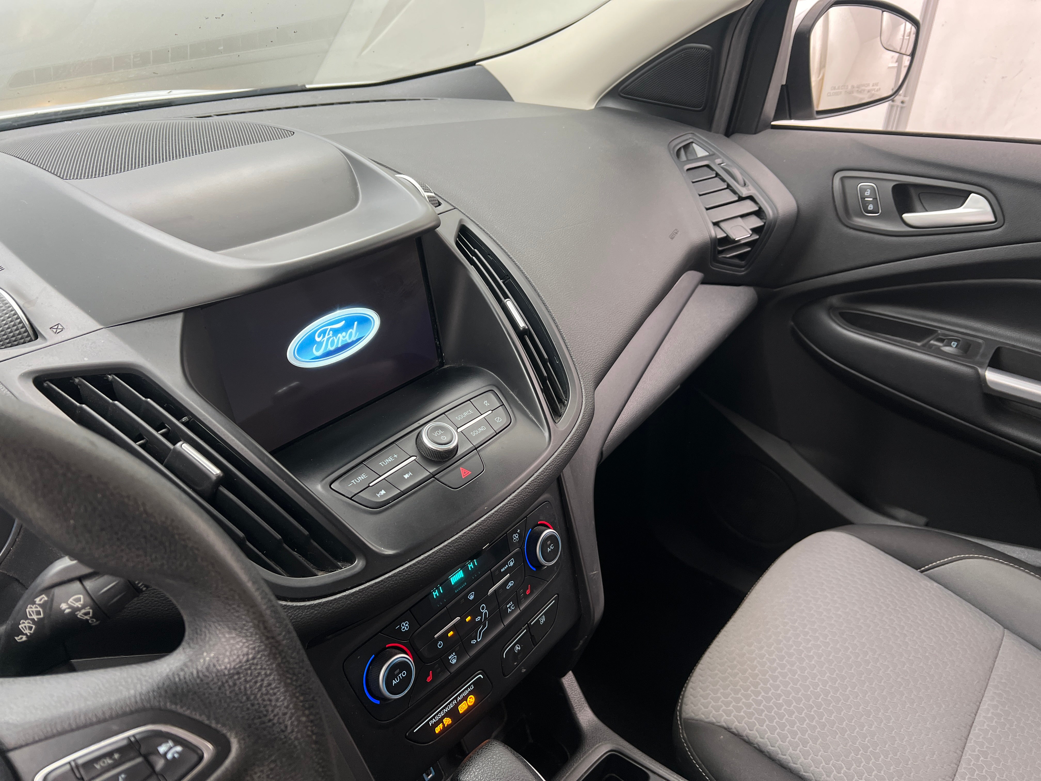 2019 Ford Escape SE 4