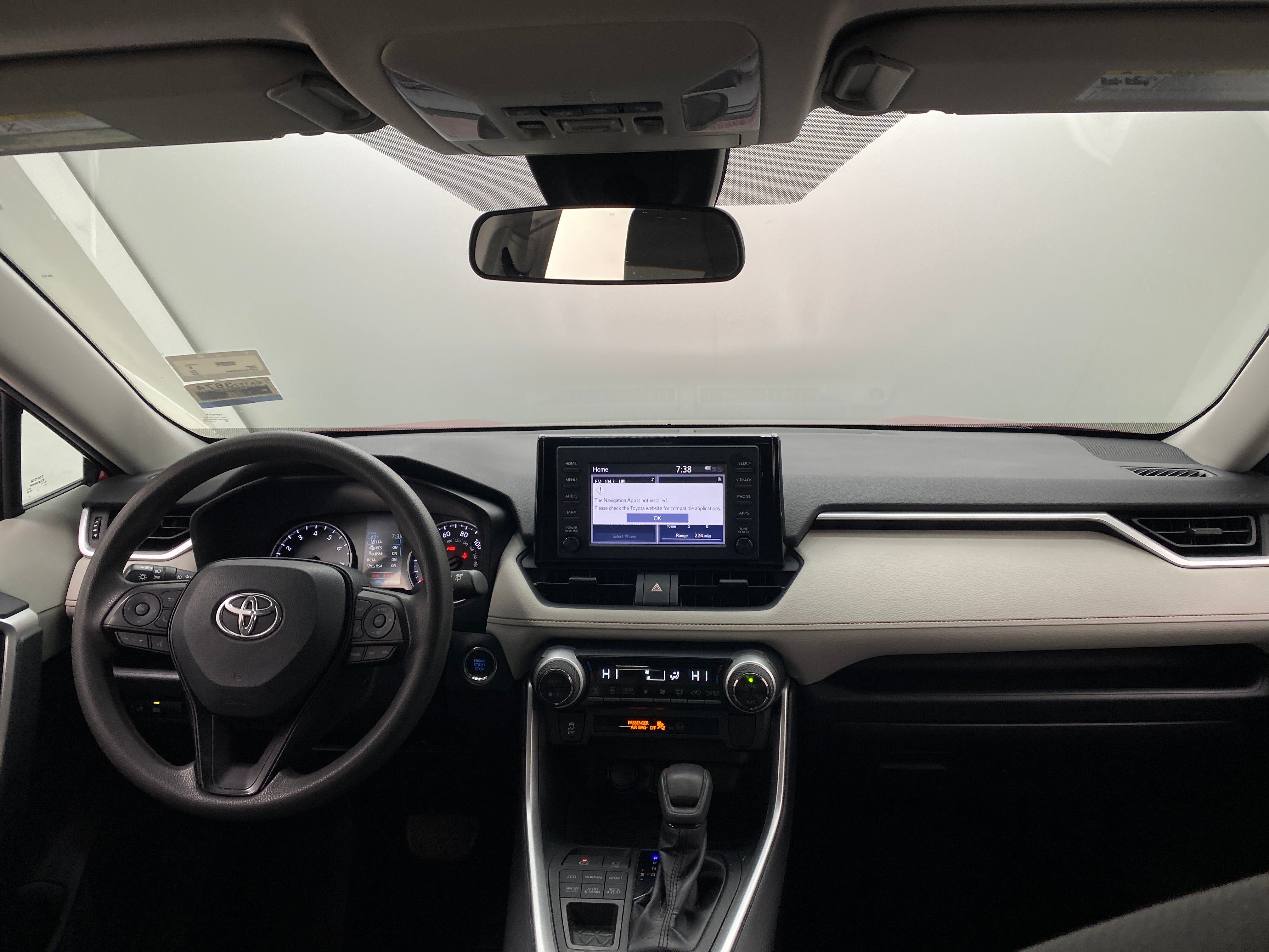 2019 Toyota RAV4 XLE 3