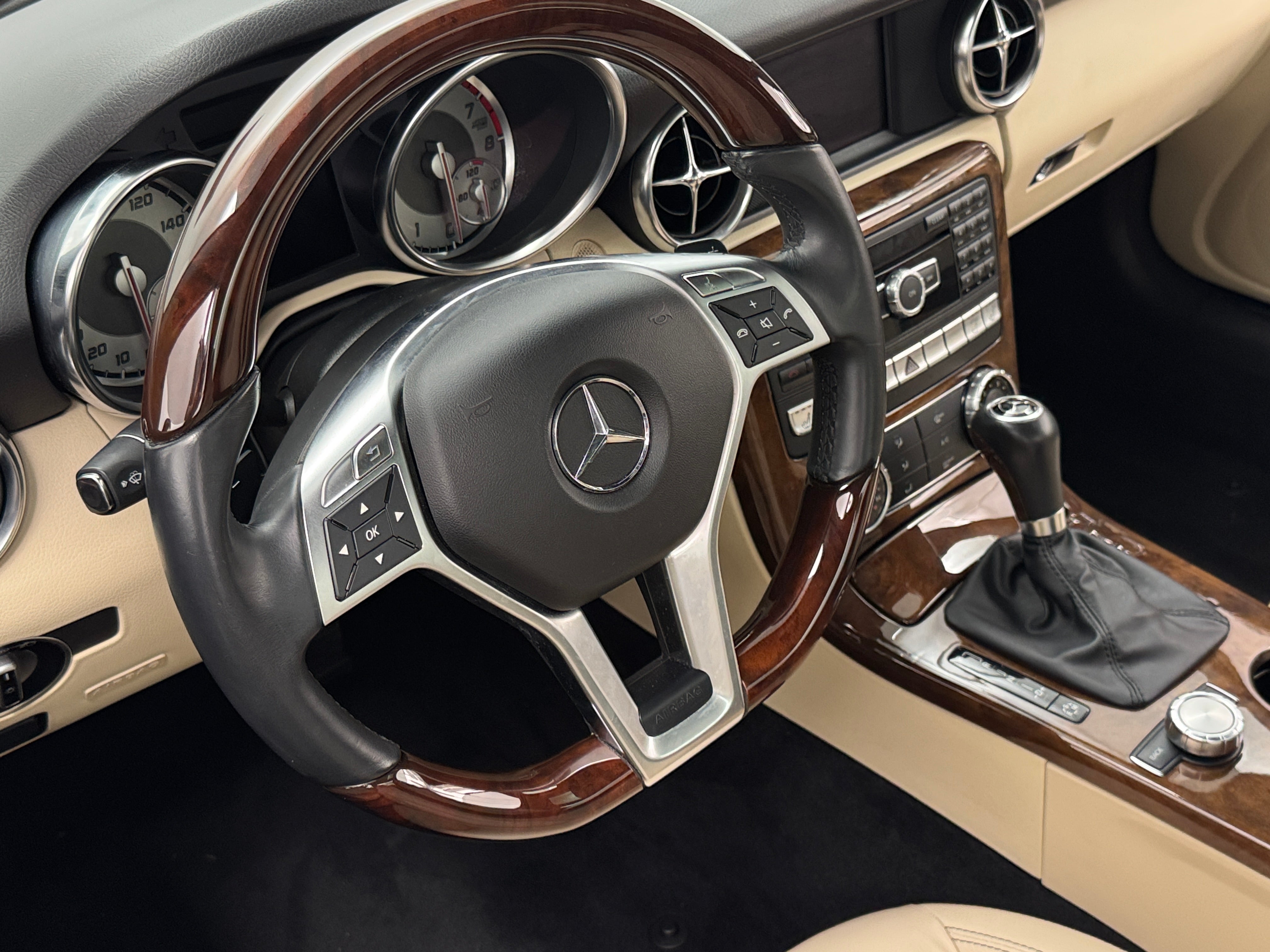 2014 Mercedes-Benz SLK 250 5