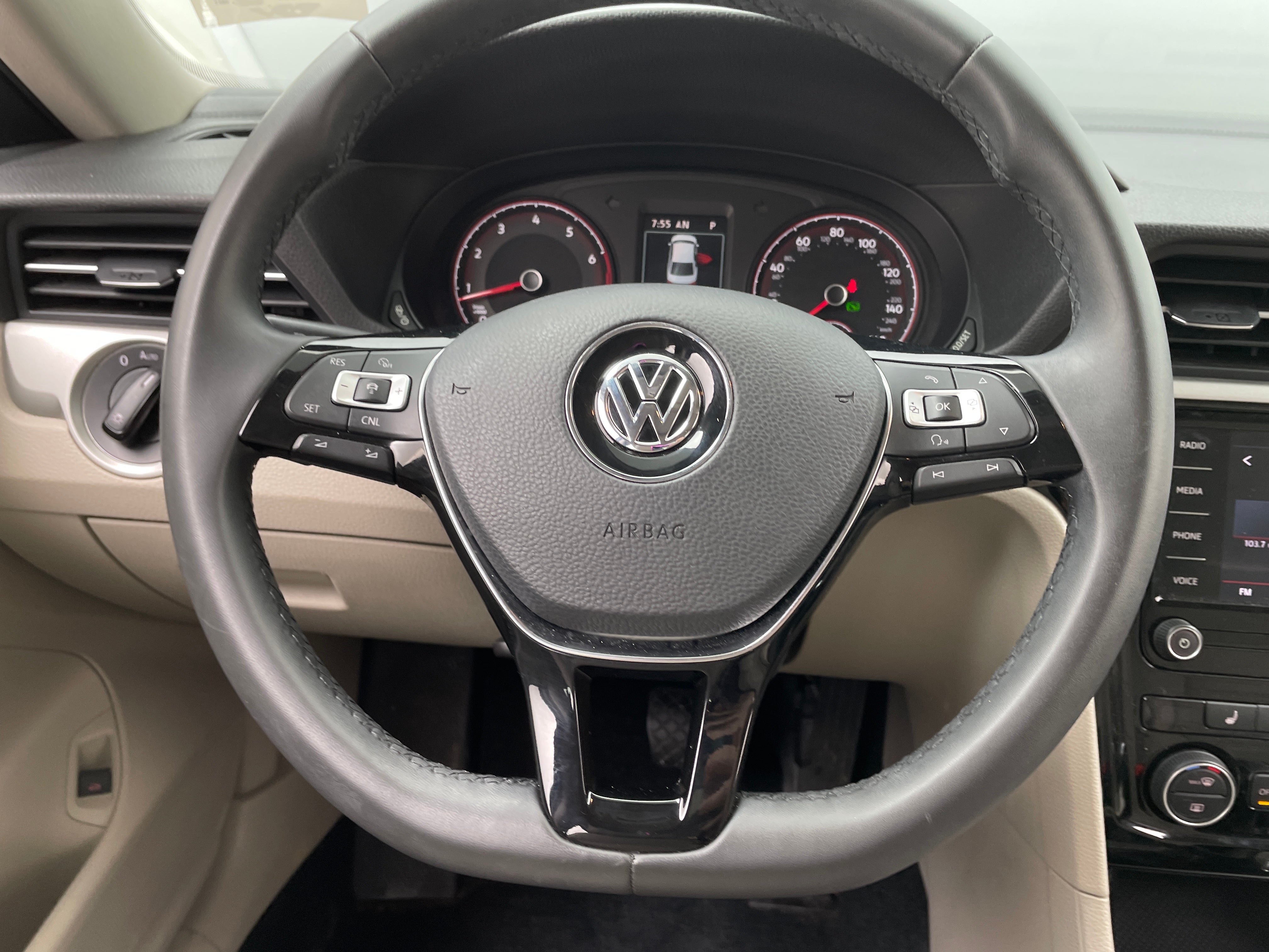 2021 Volkswagen Passat SE 5