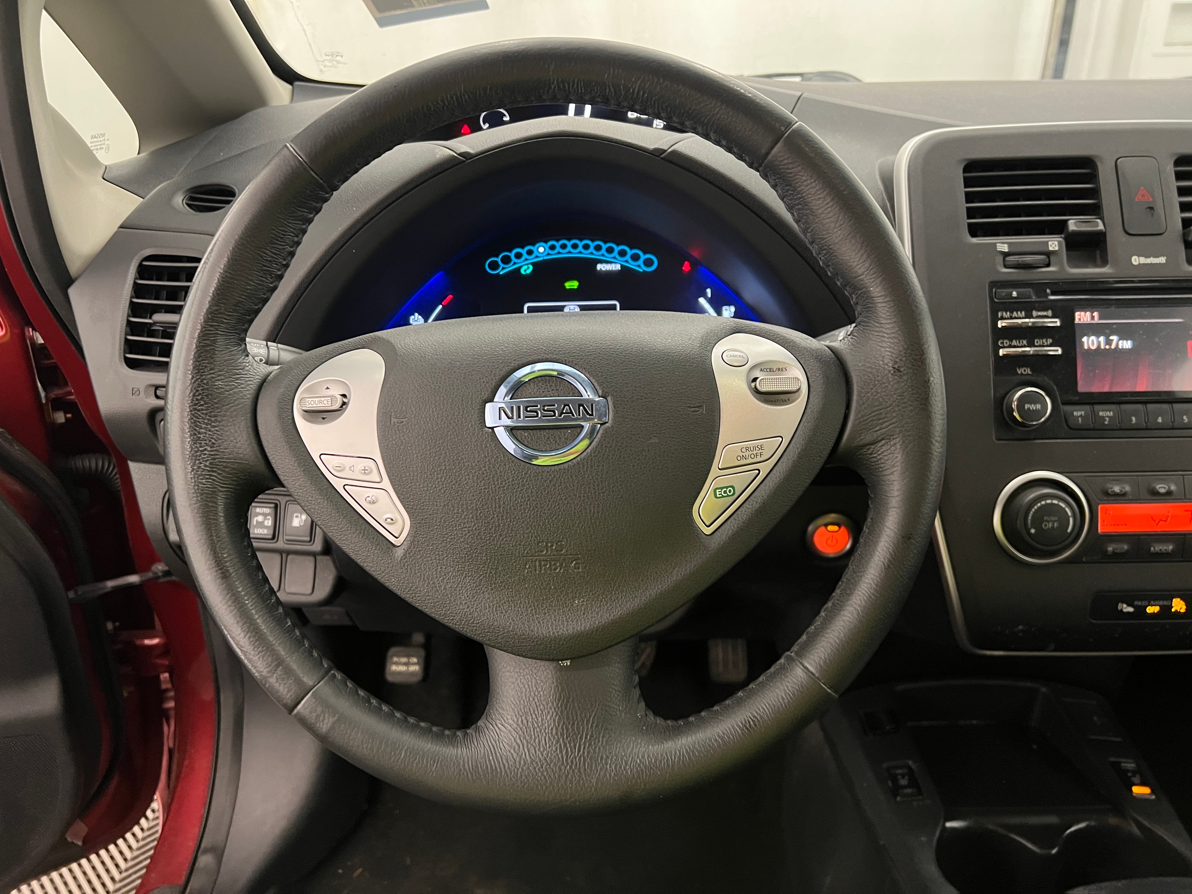 2015 Nissan Leaf S 5