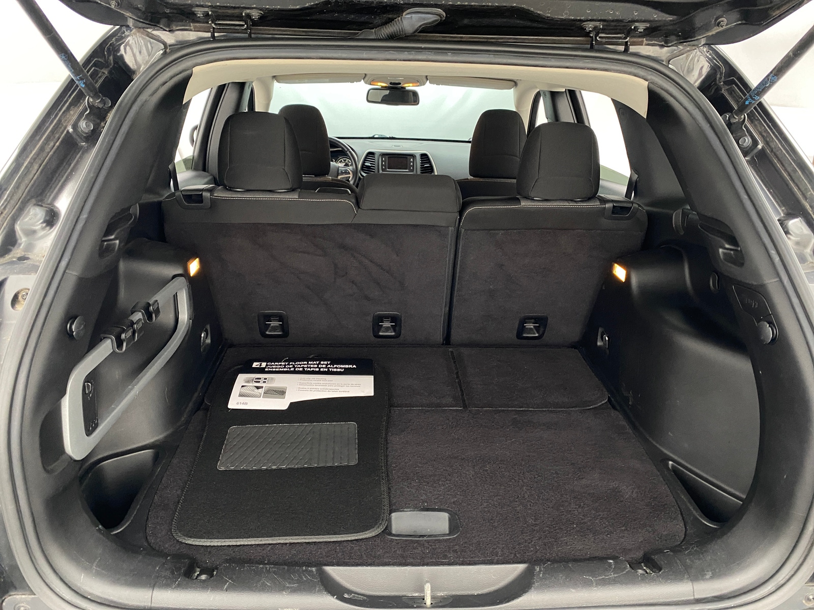Thumbnail: 2014 Jeep Cherokee - 7