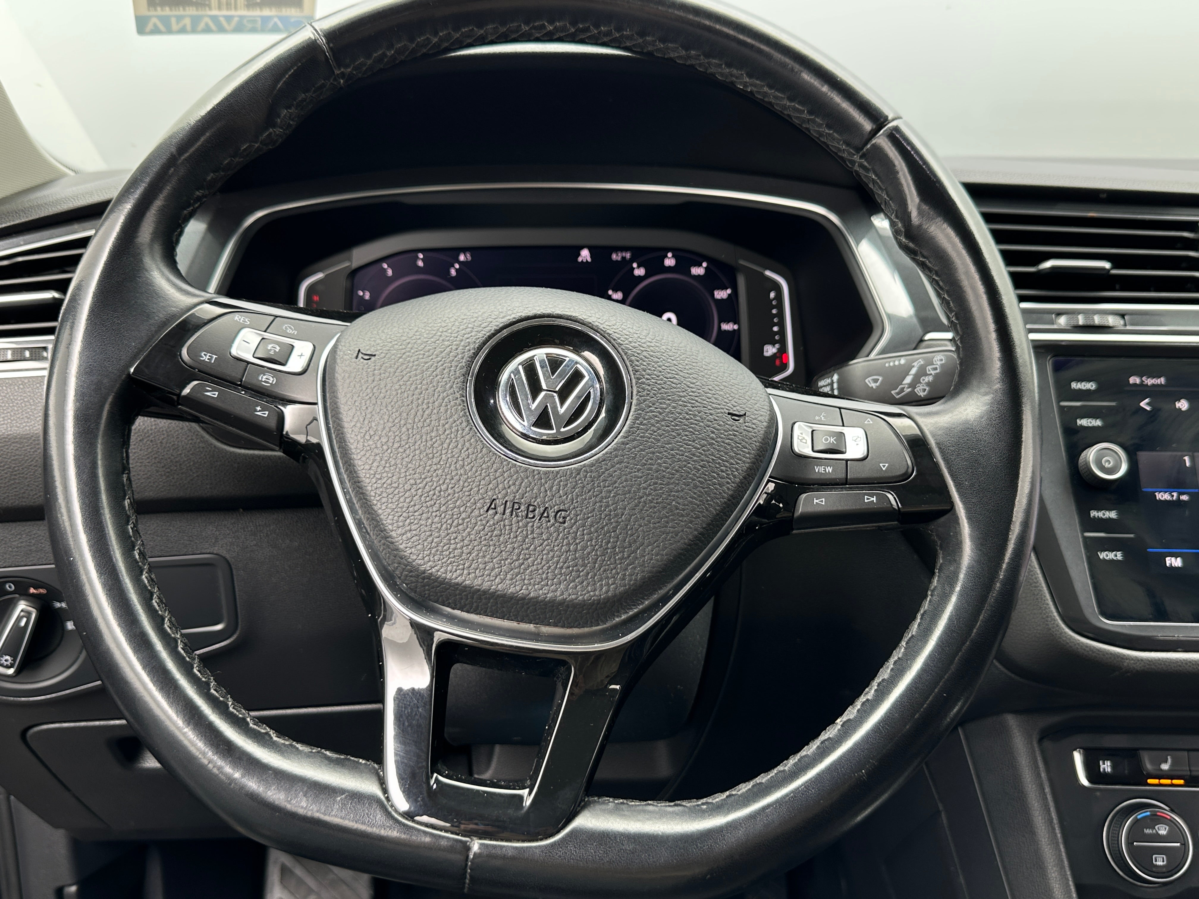 2019 Volkswagen Tiguan SEL 5