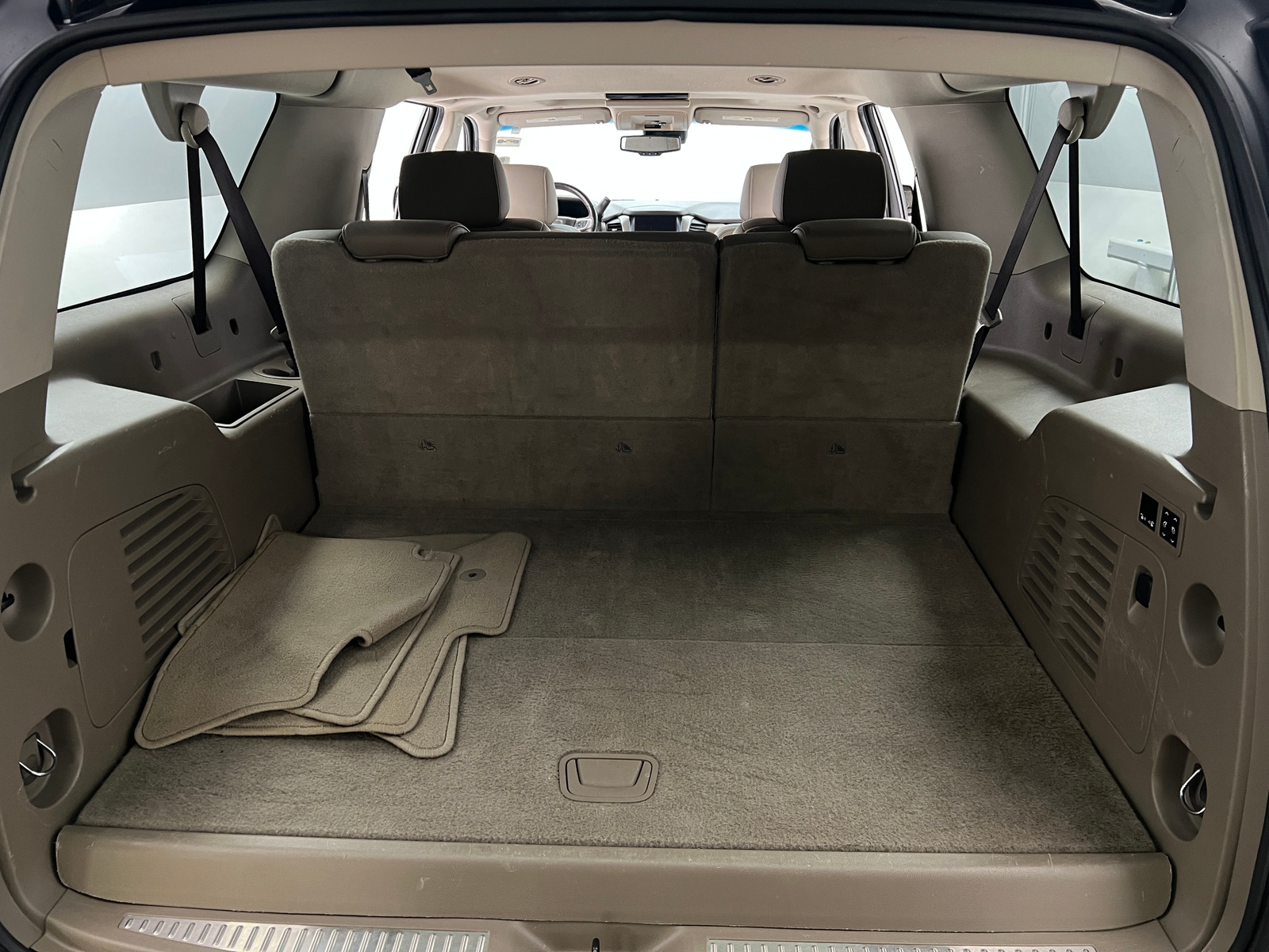 Thumbnail: 2017 GMC Yukon XL - 6