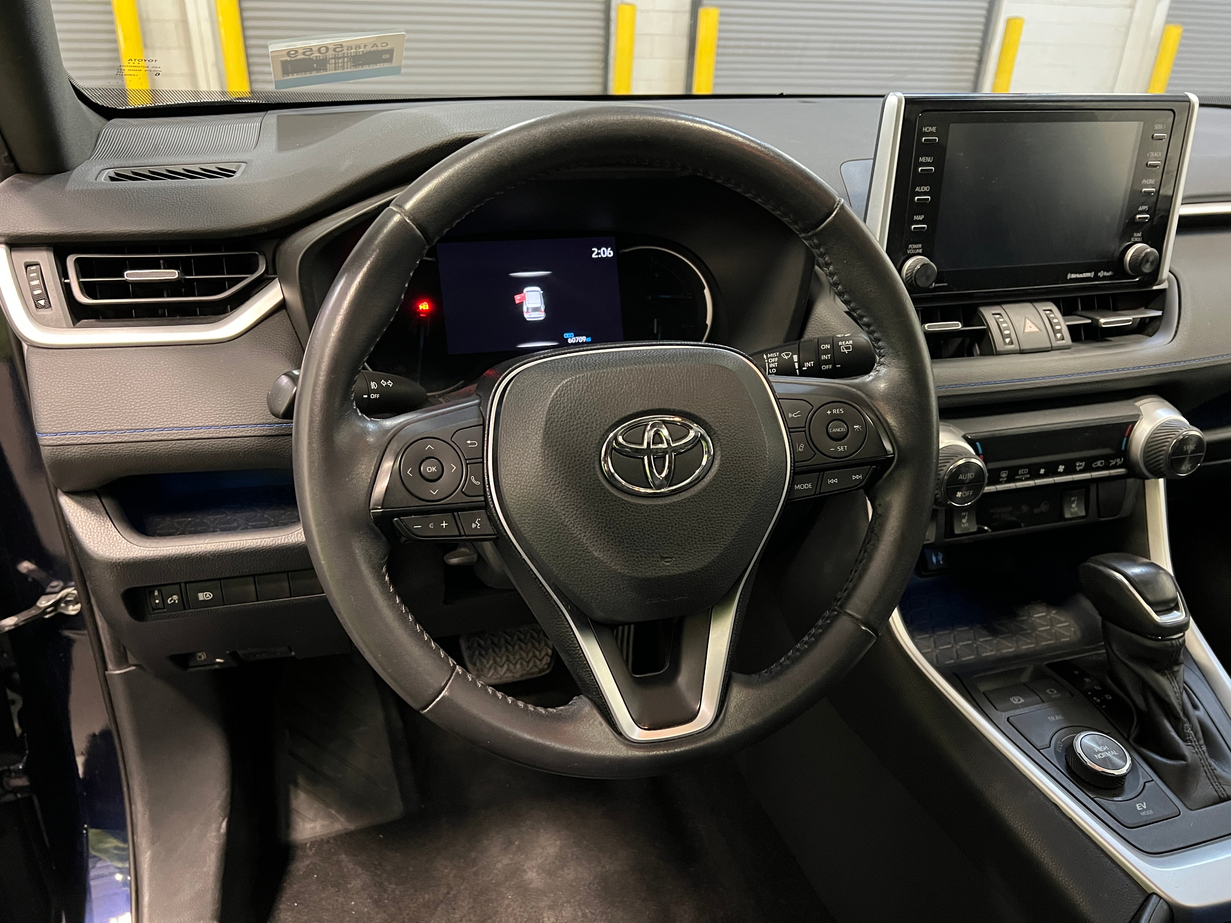 2019 Toyota RAV4 XSE 5