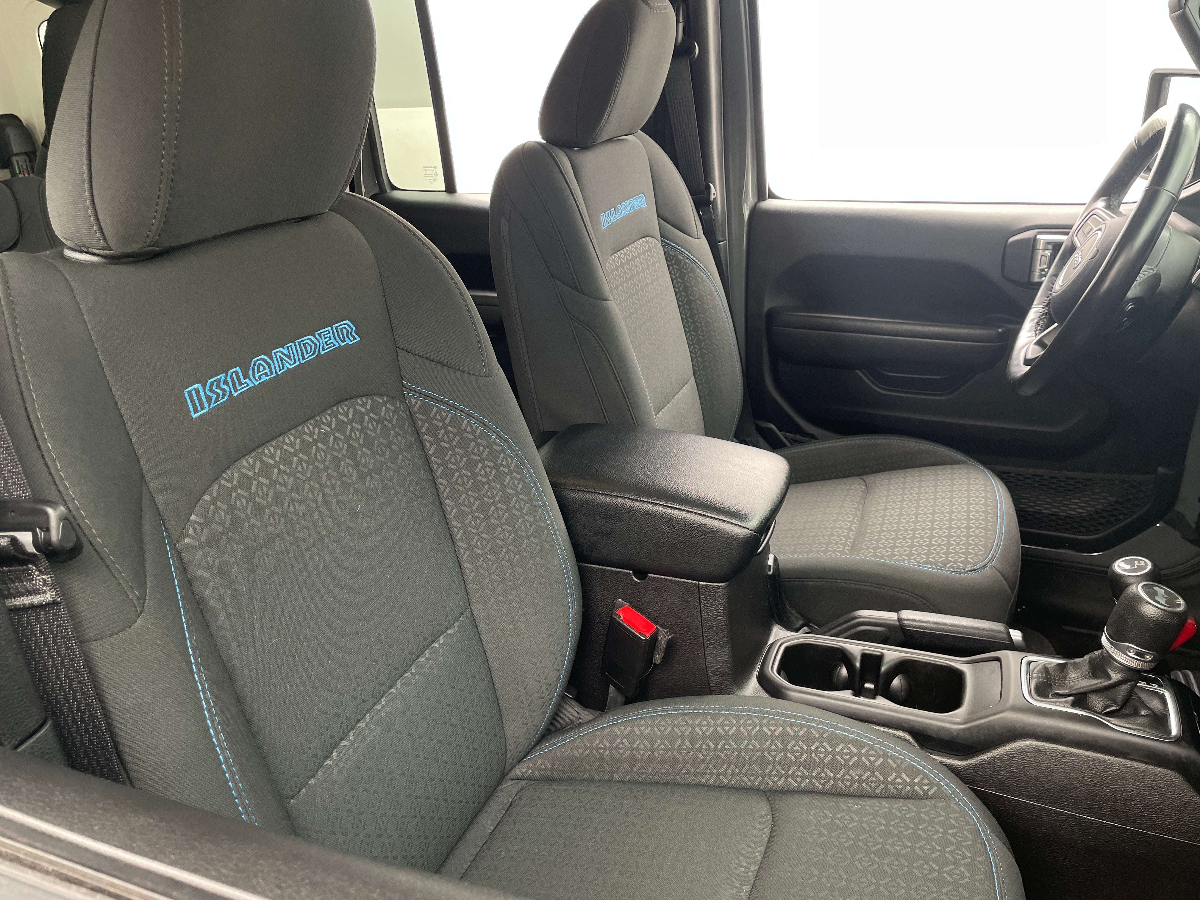 2021 Jeep Wrangler Unlimited Islander 2