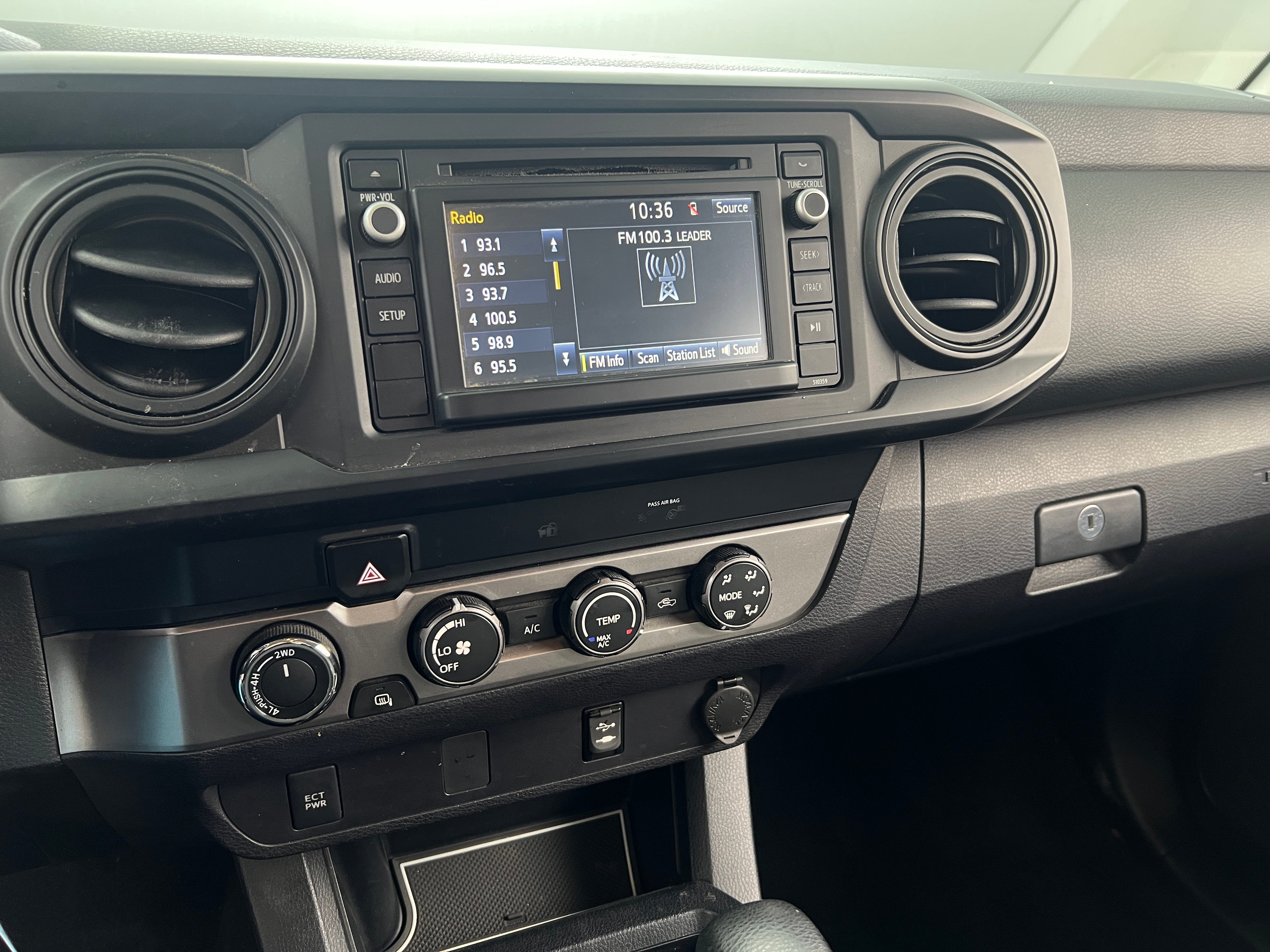2019 Toyota Tacoma SR5 4