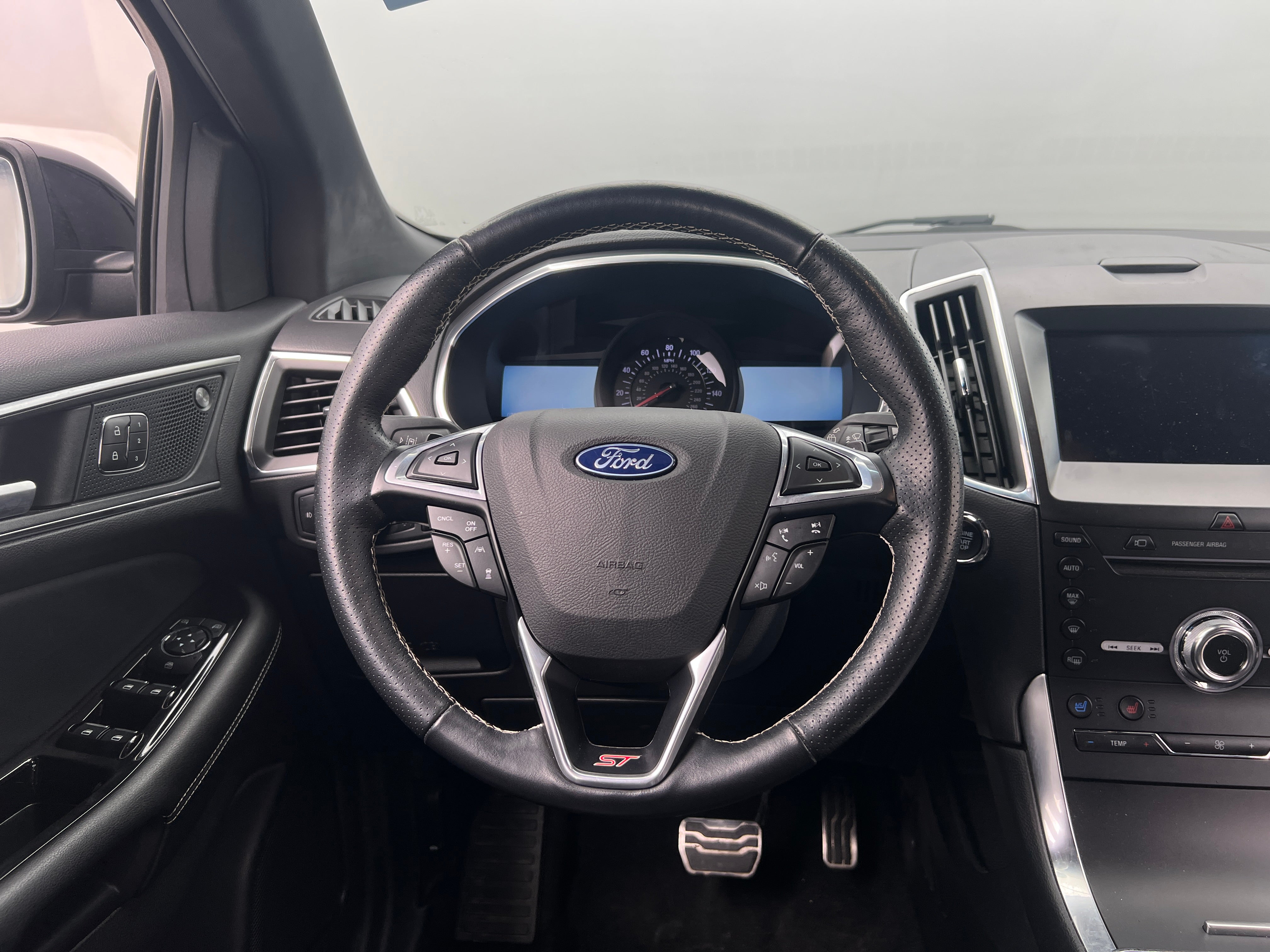 2019 Ford Edge ST 5