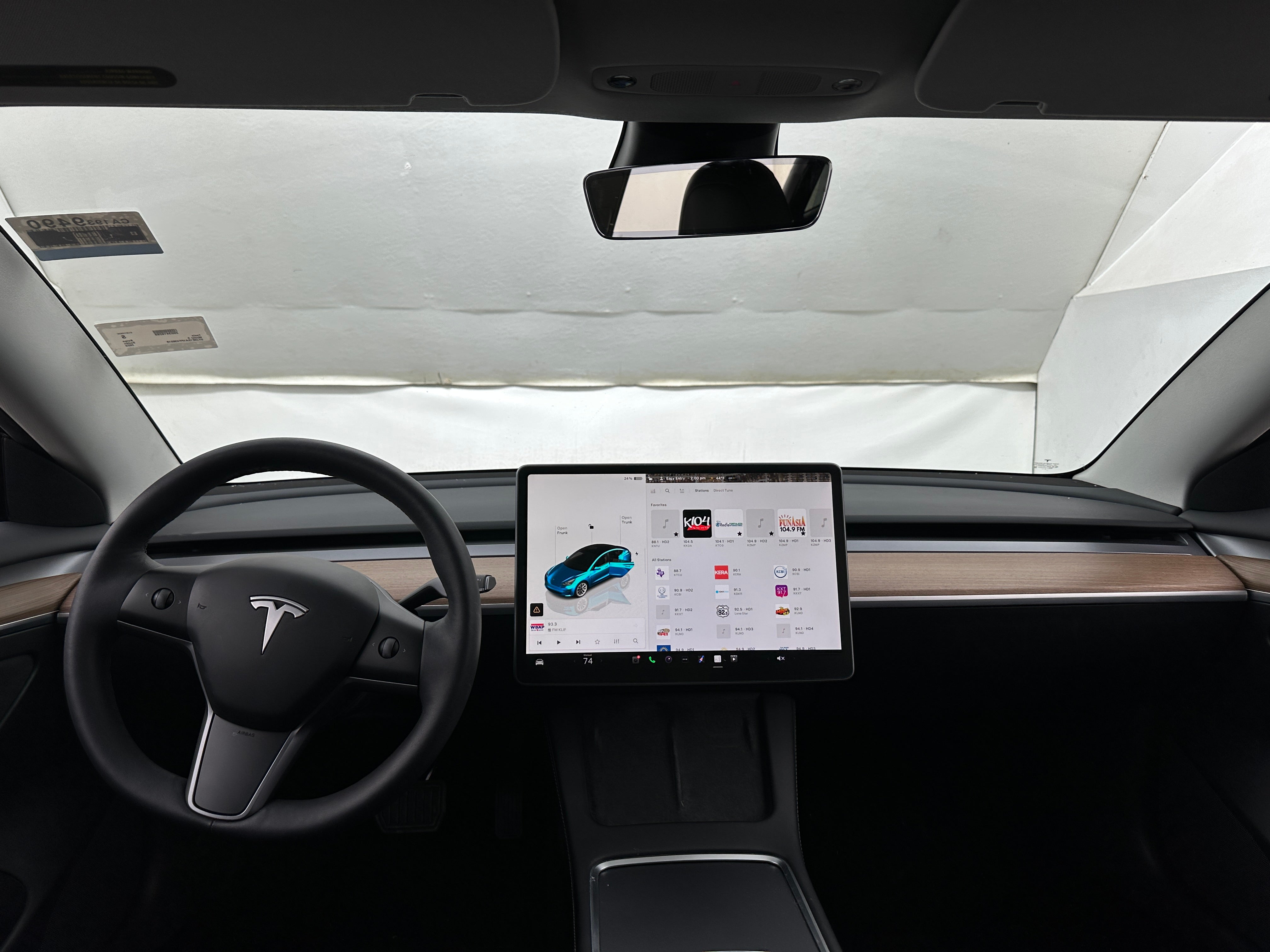 2023 Tesla Model 3 Standard Range 3