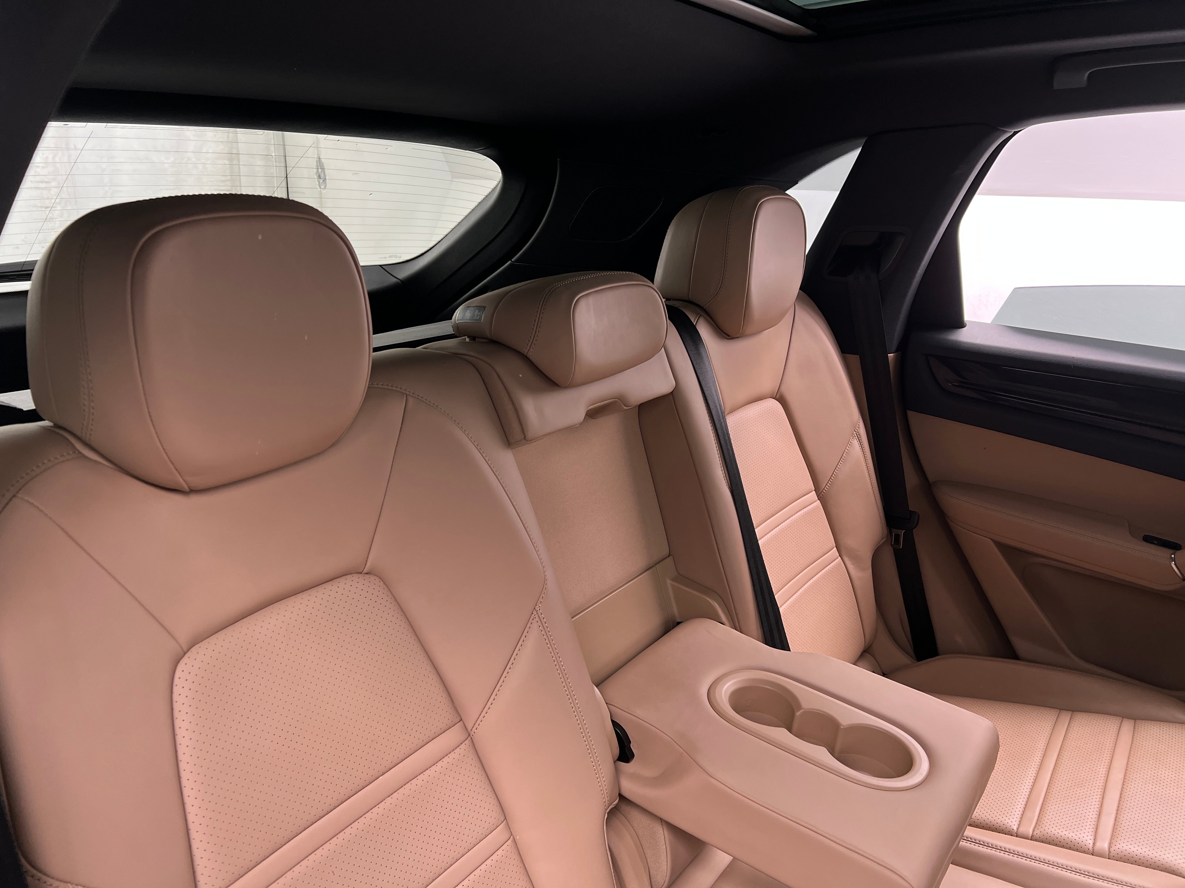 2019 Porsche Cayenne Base 6