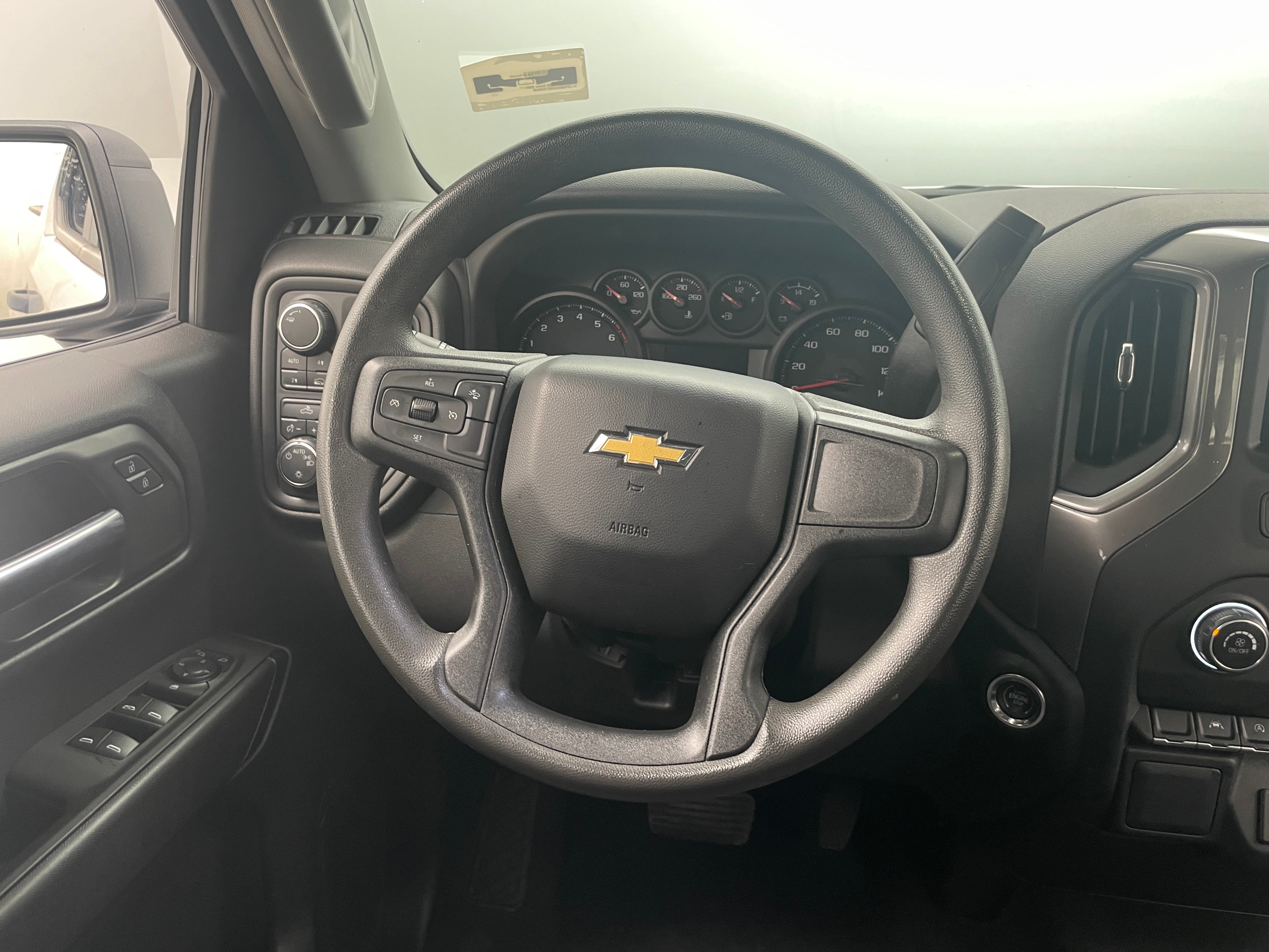 2024 Chevrolet Silverado 1500 Custom 5