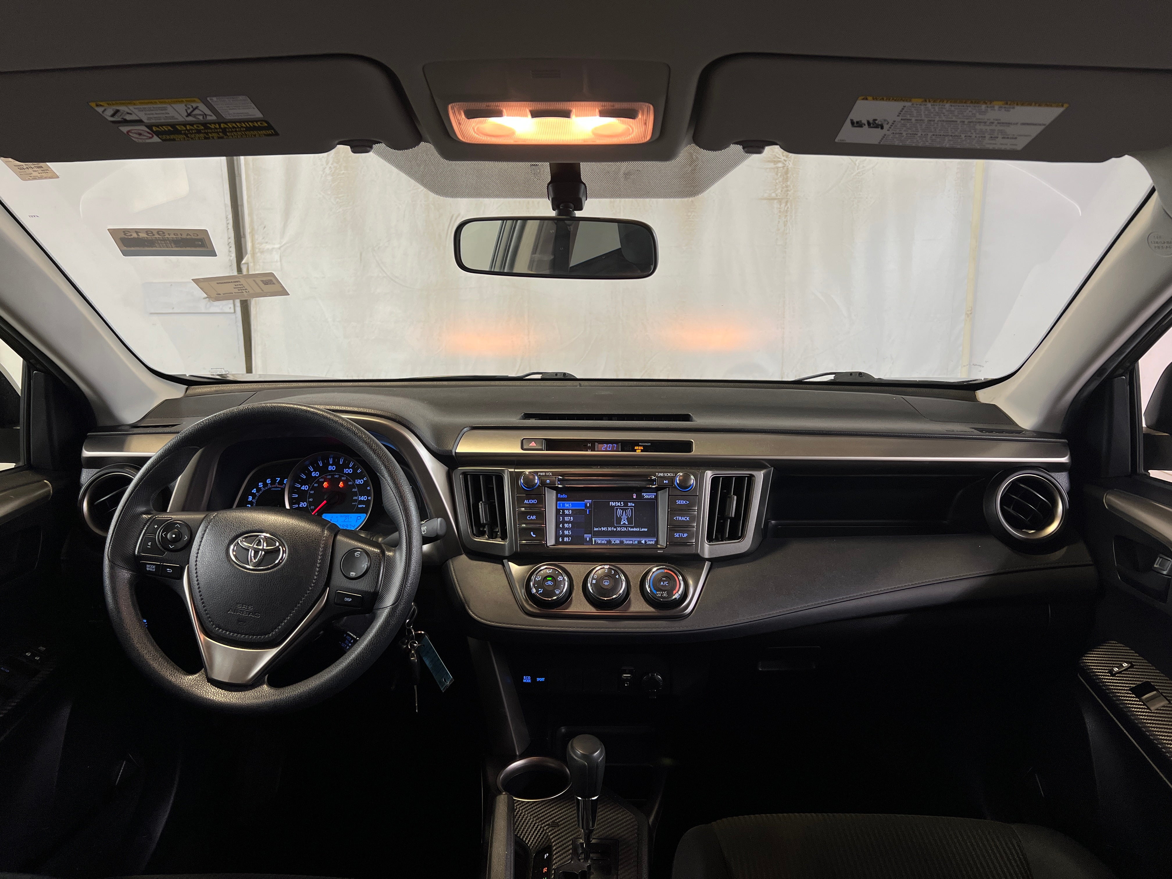 2014 Toyota RAV4 LE 3