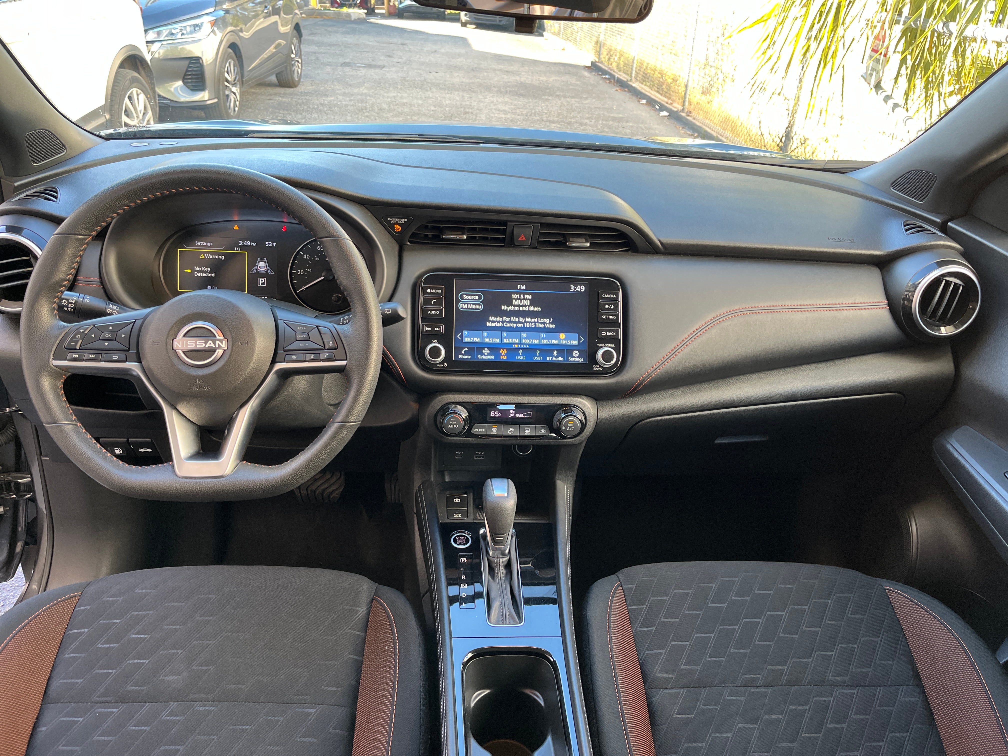 2024 Nissan Kicks SR 3