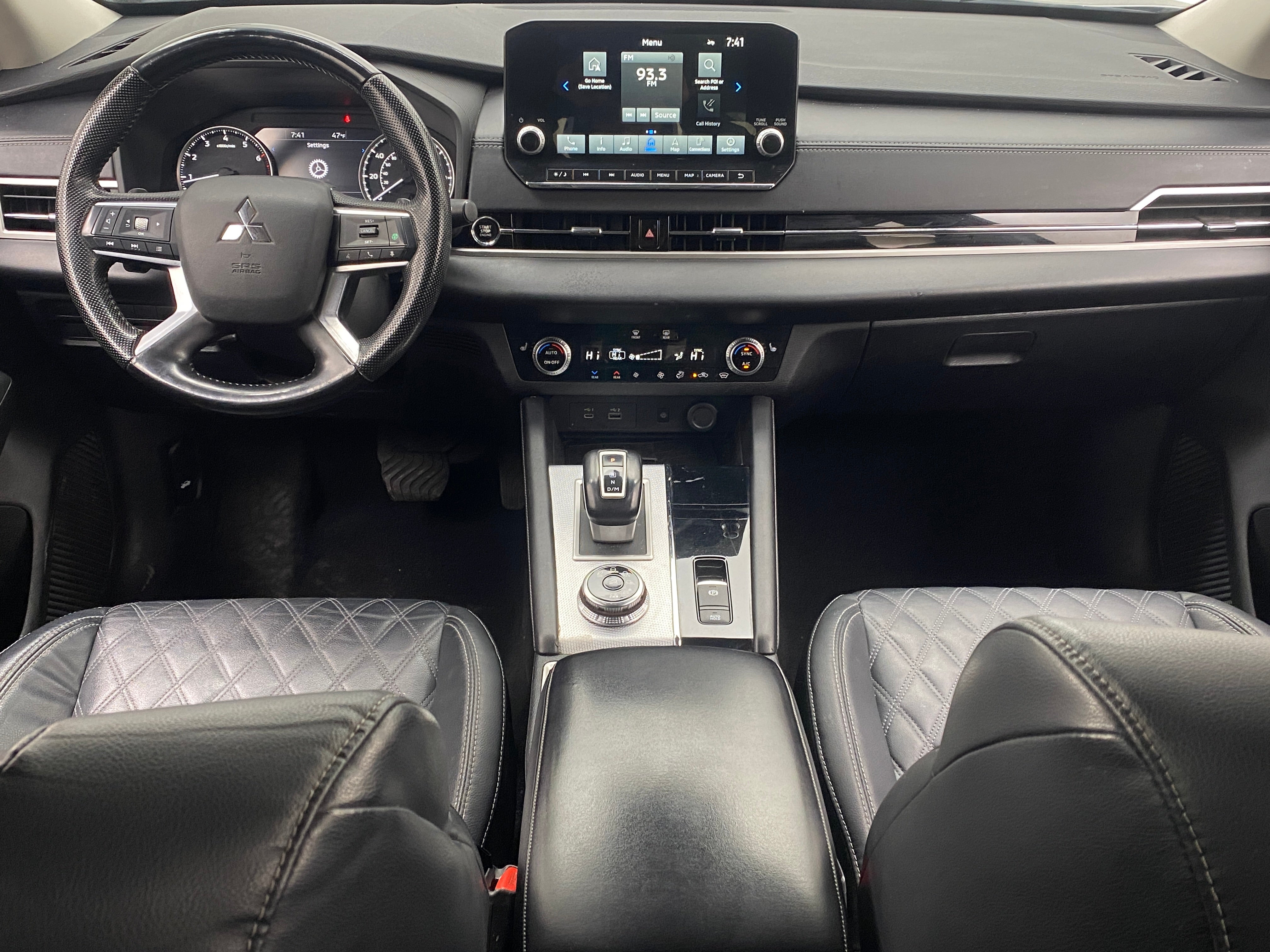 2022 Mitsubishi Outlander SEL 3