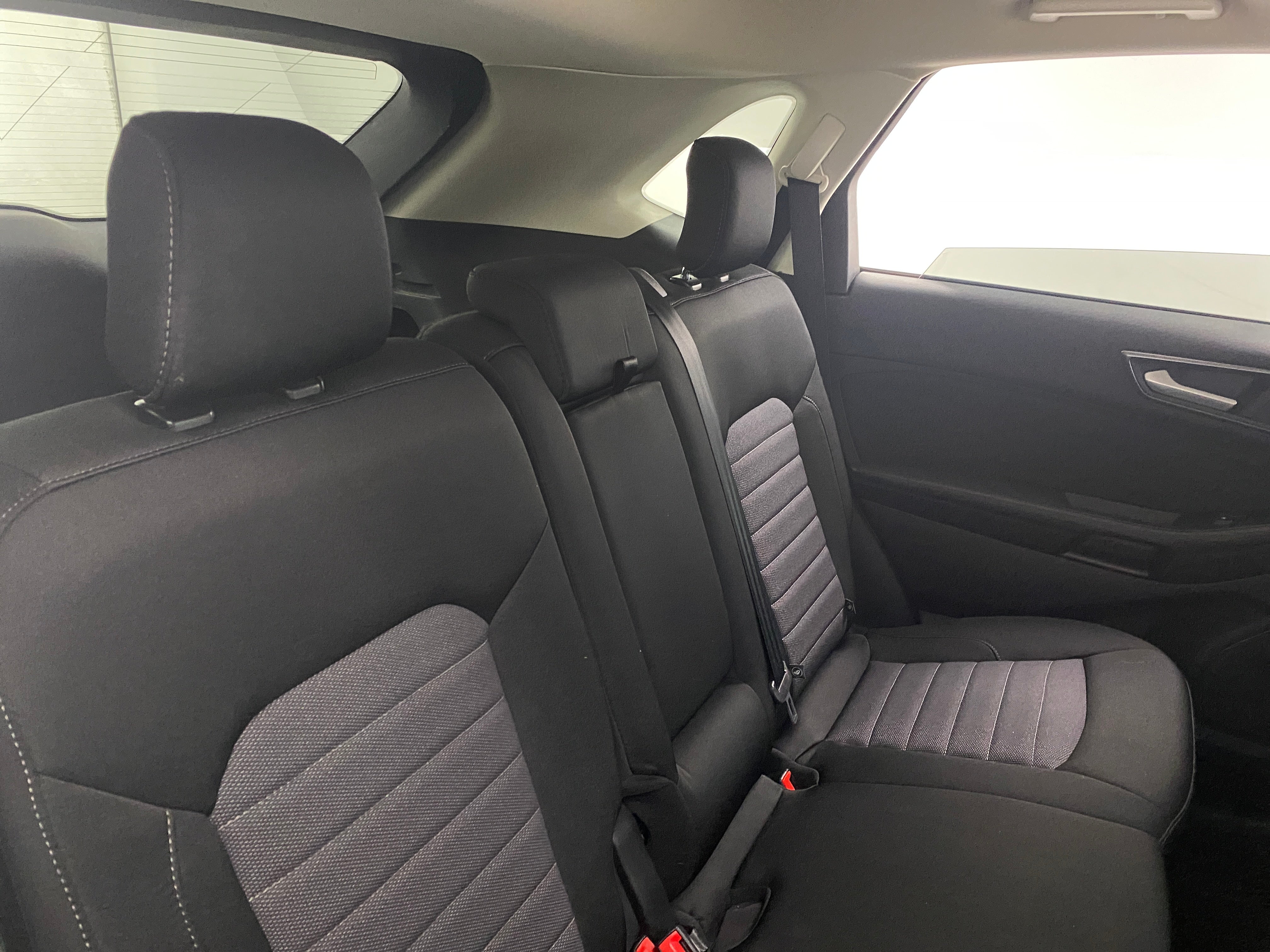 2019 Ford Edge SE 6