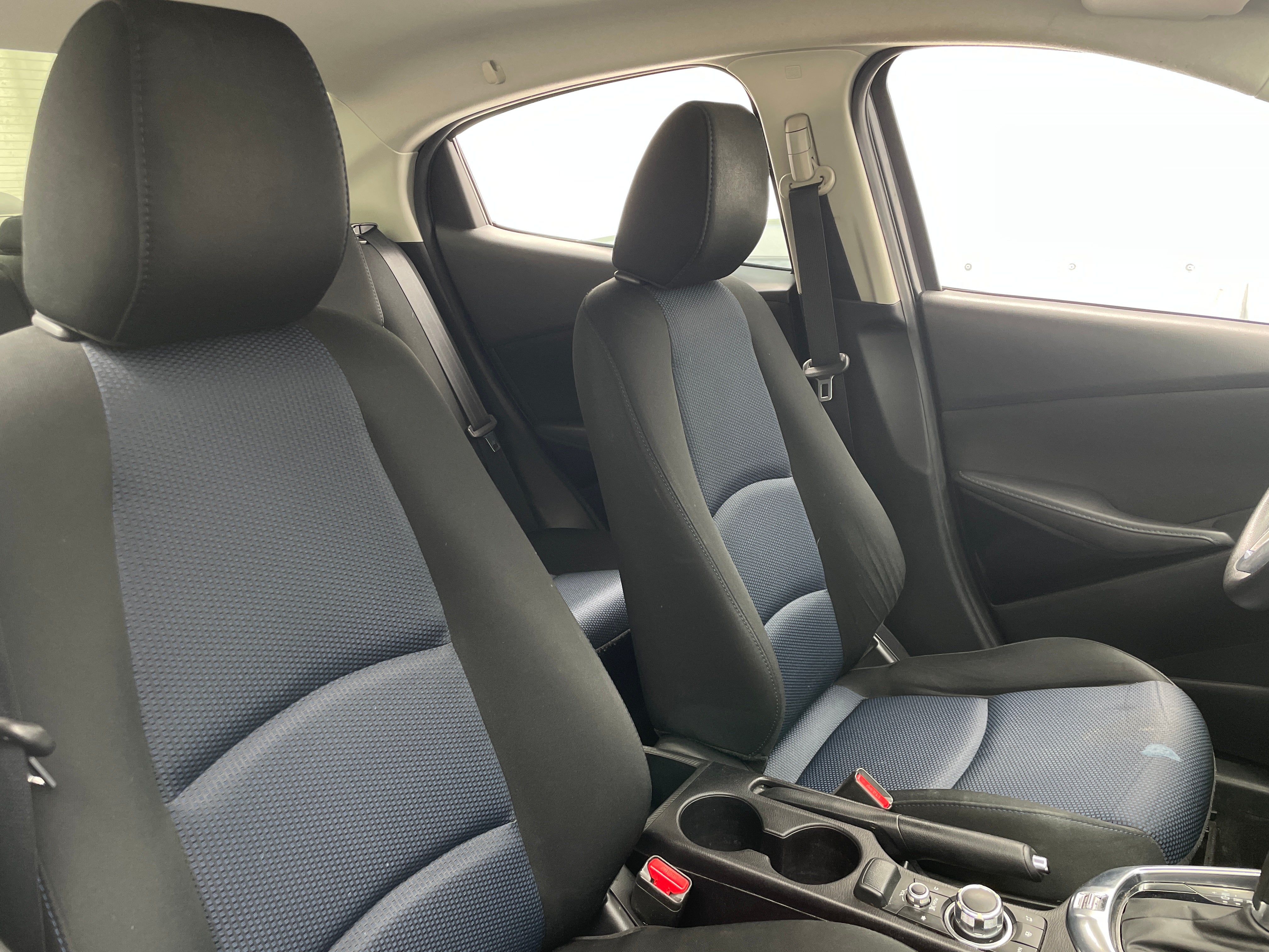 2016 Scion iA Base 2