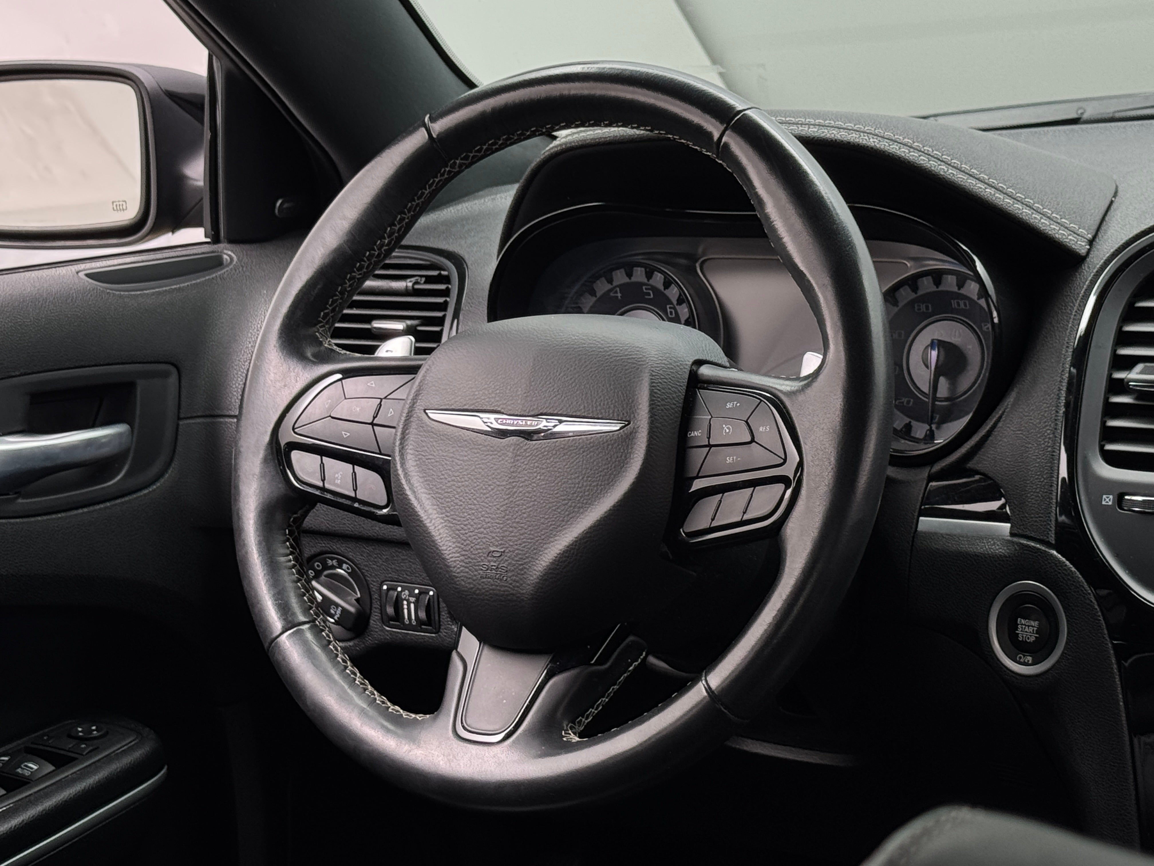 2022 Chrysler 300 S 4