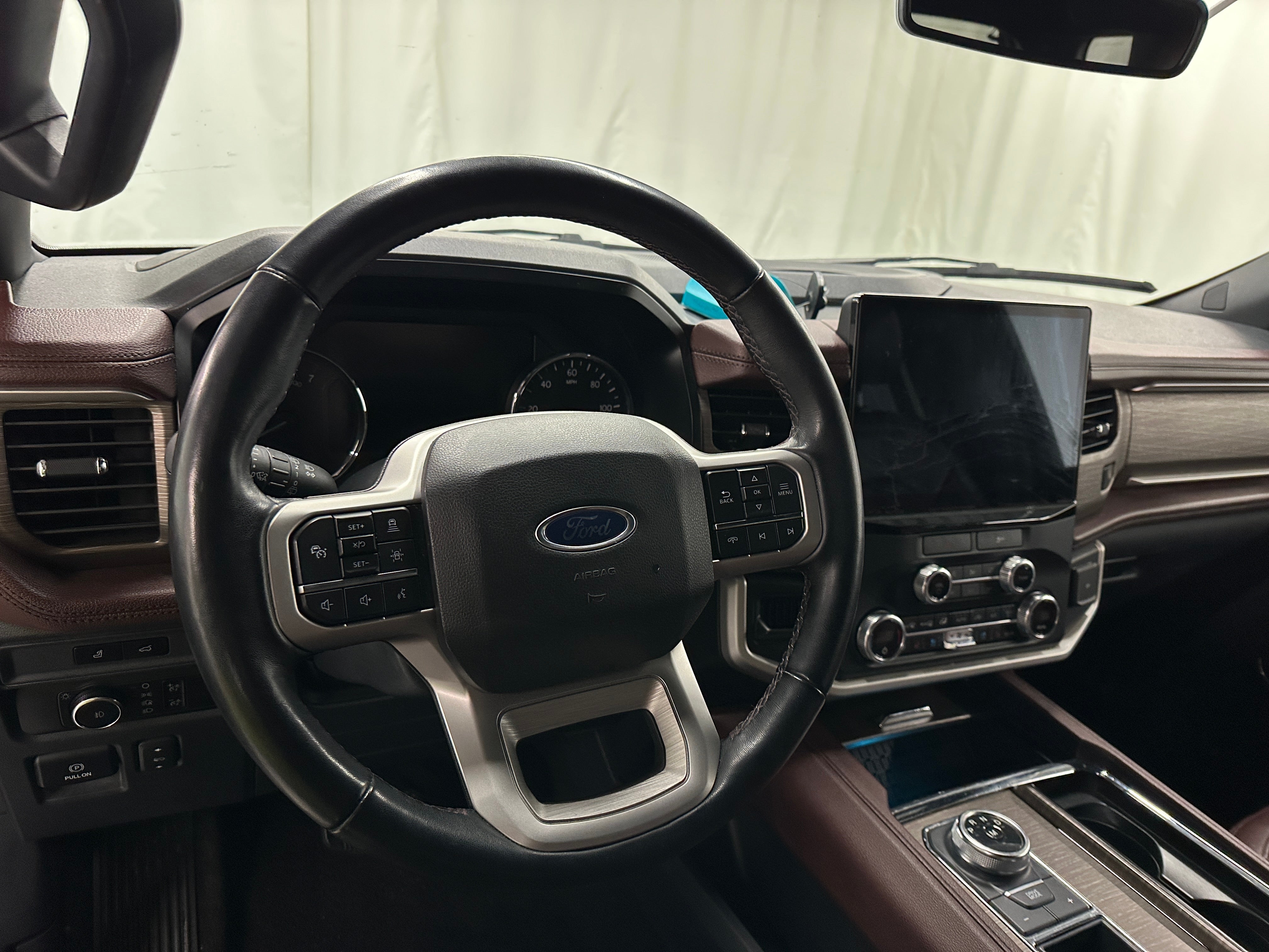 2023 Ford Expedition Limited 4