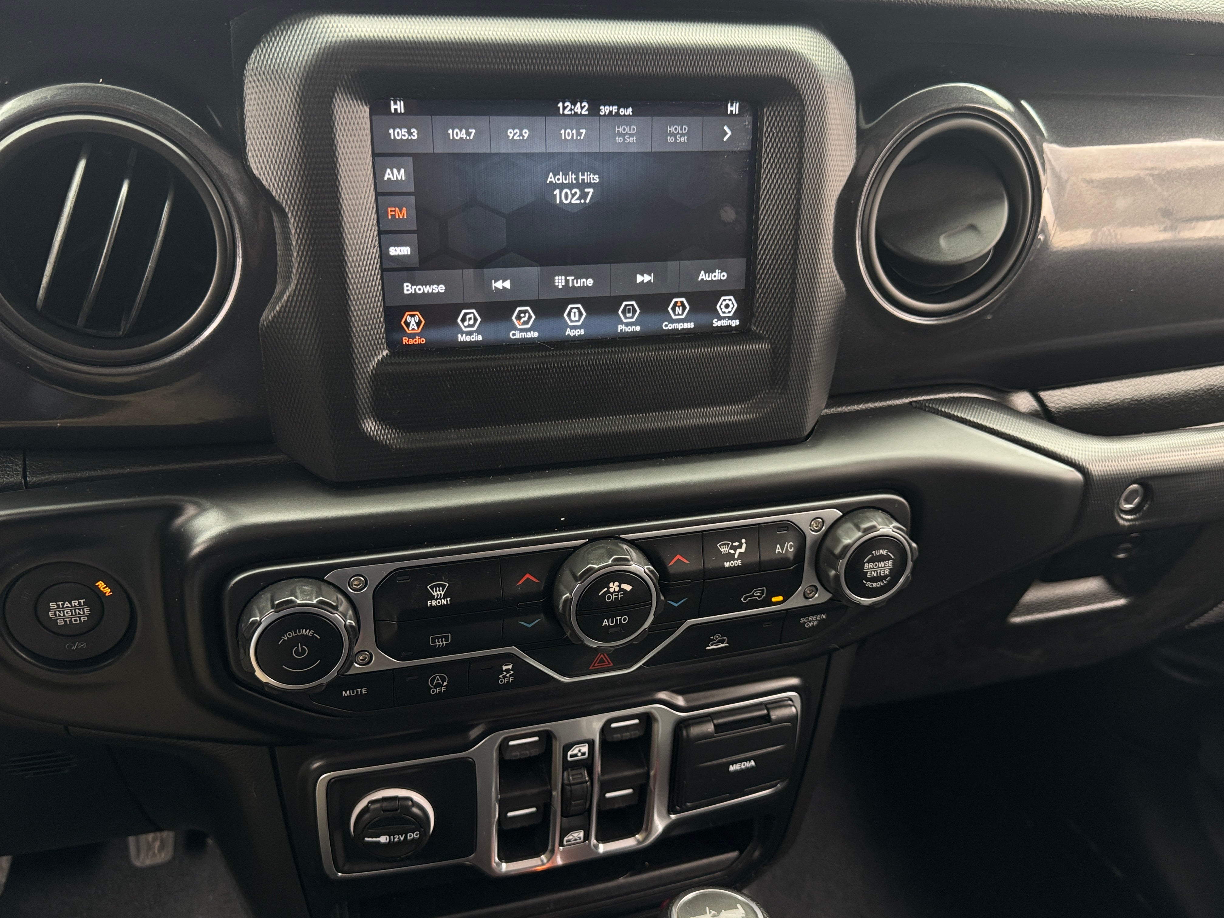 2023 Jeep Wrangler Unlimited Altitude 4