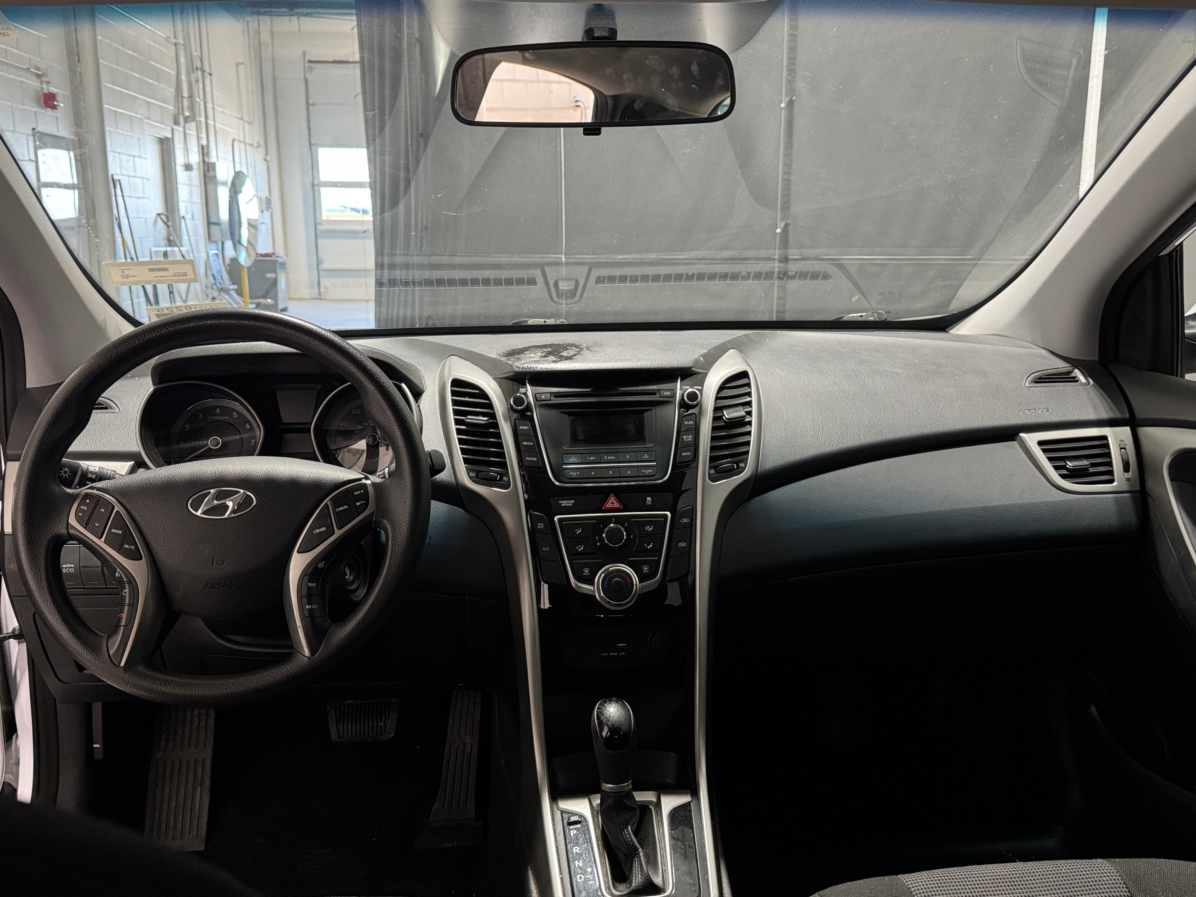 2017 Hyundai Elantra Base 3