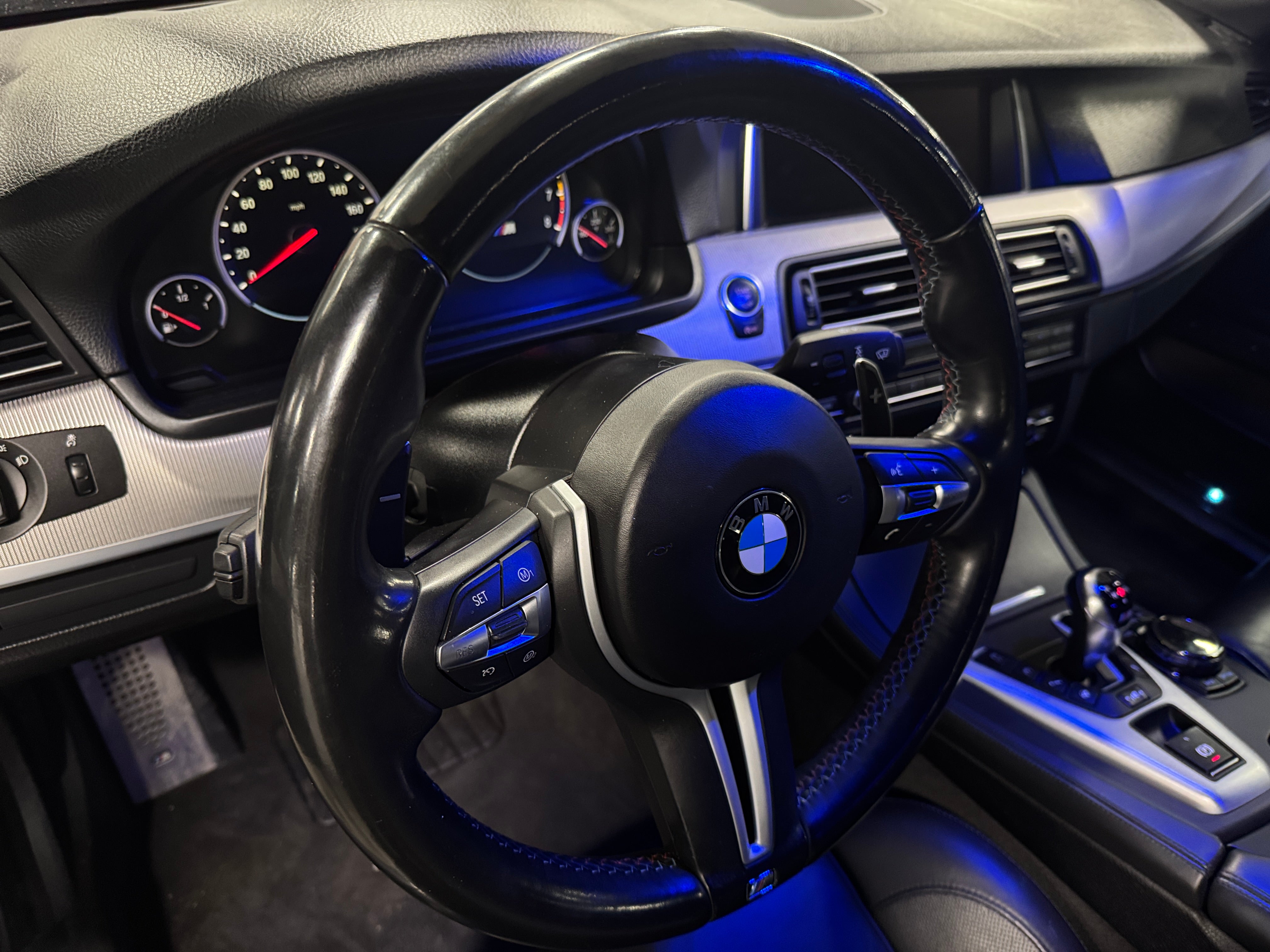 2014 BMW M5 Base 4