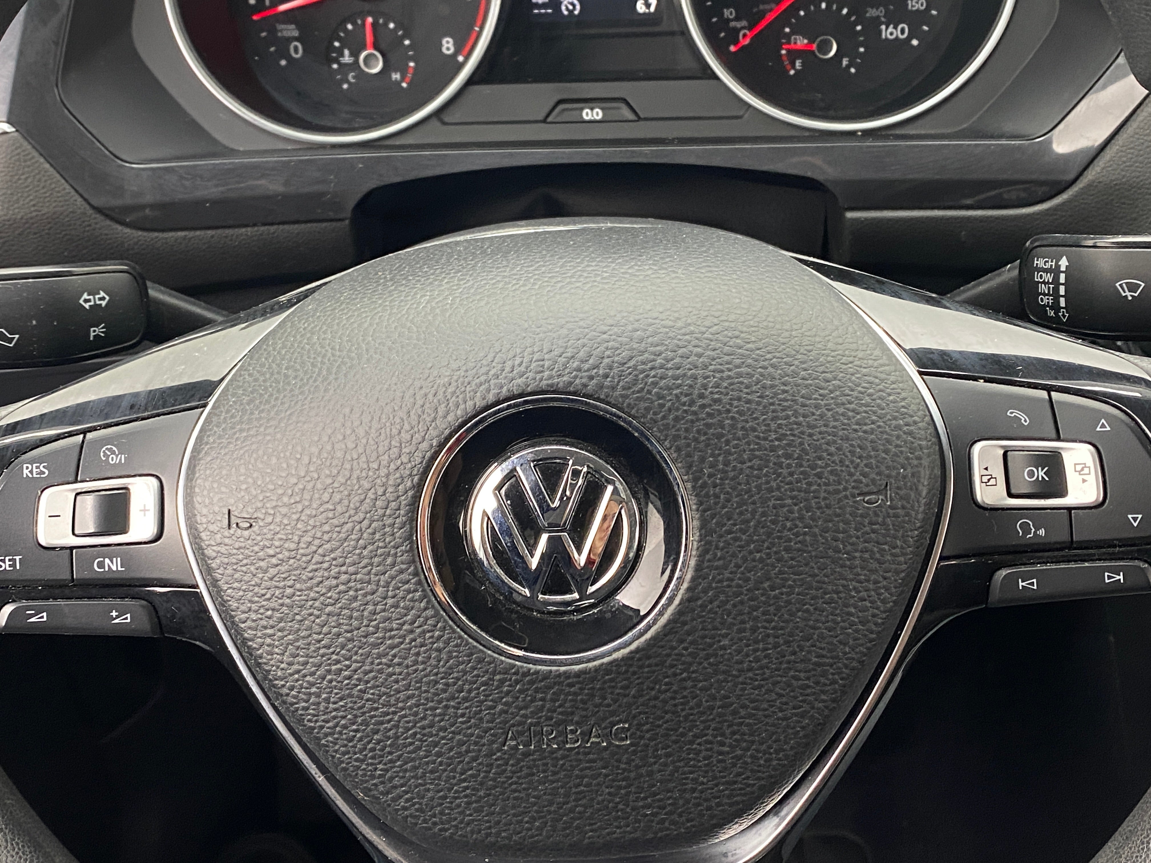 2018 Volkswagen Tiguan 2.0T 5