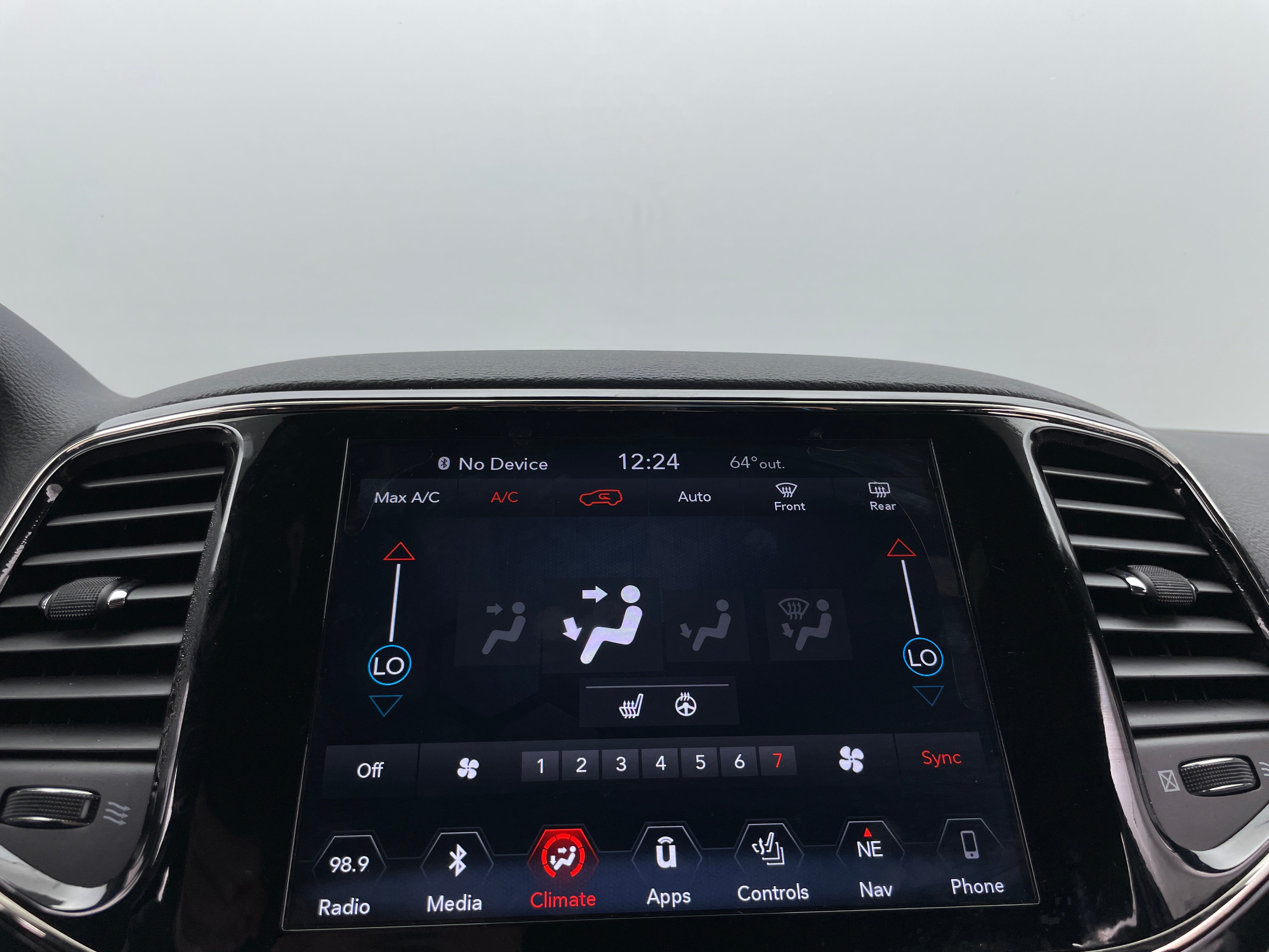 2019 Jeep Grand Cherokee Limited Edition 3