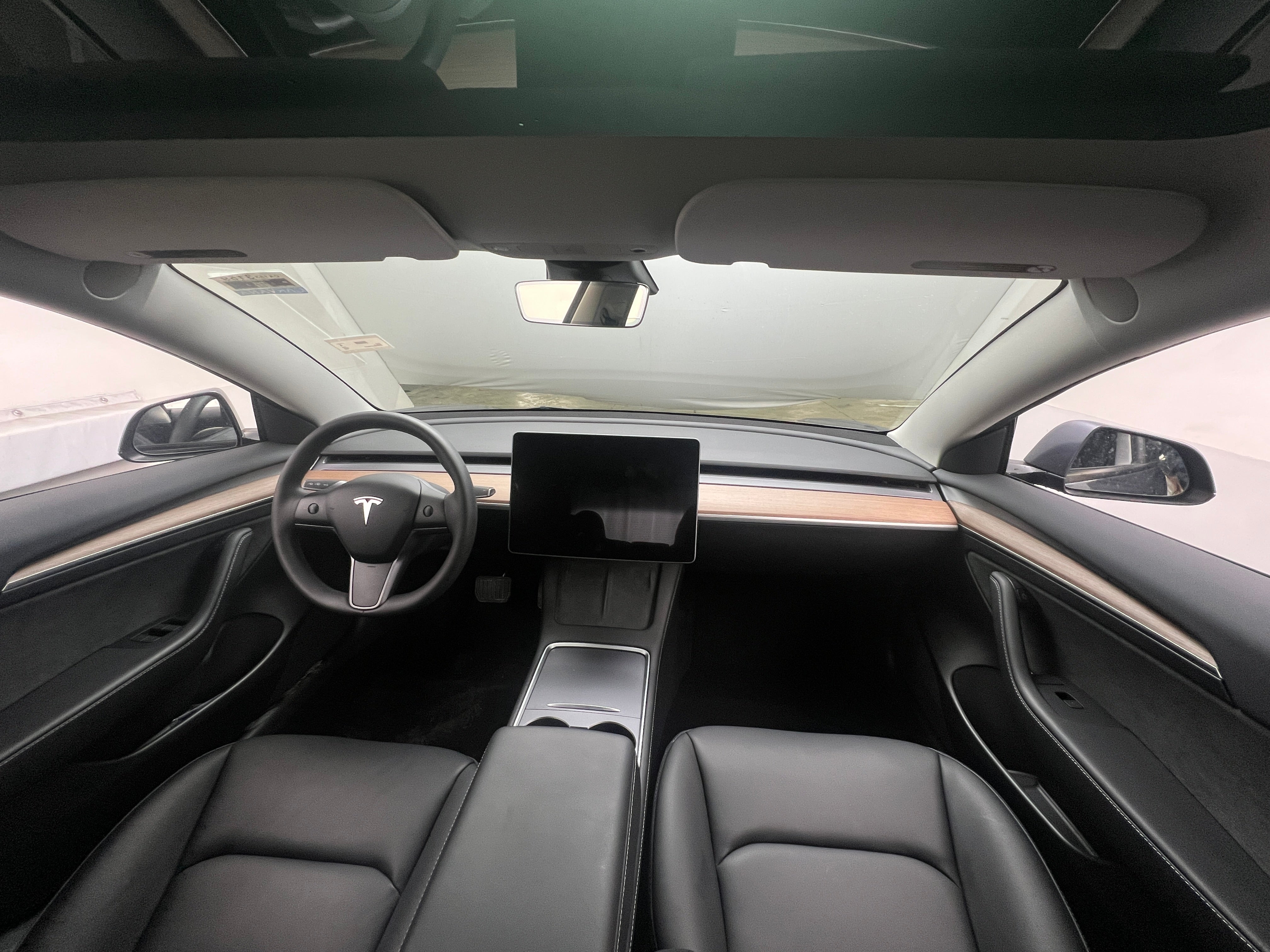 2023 Tesla Model 3 Standard Range 3