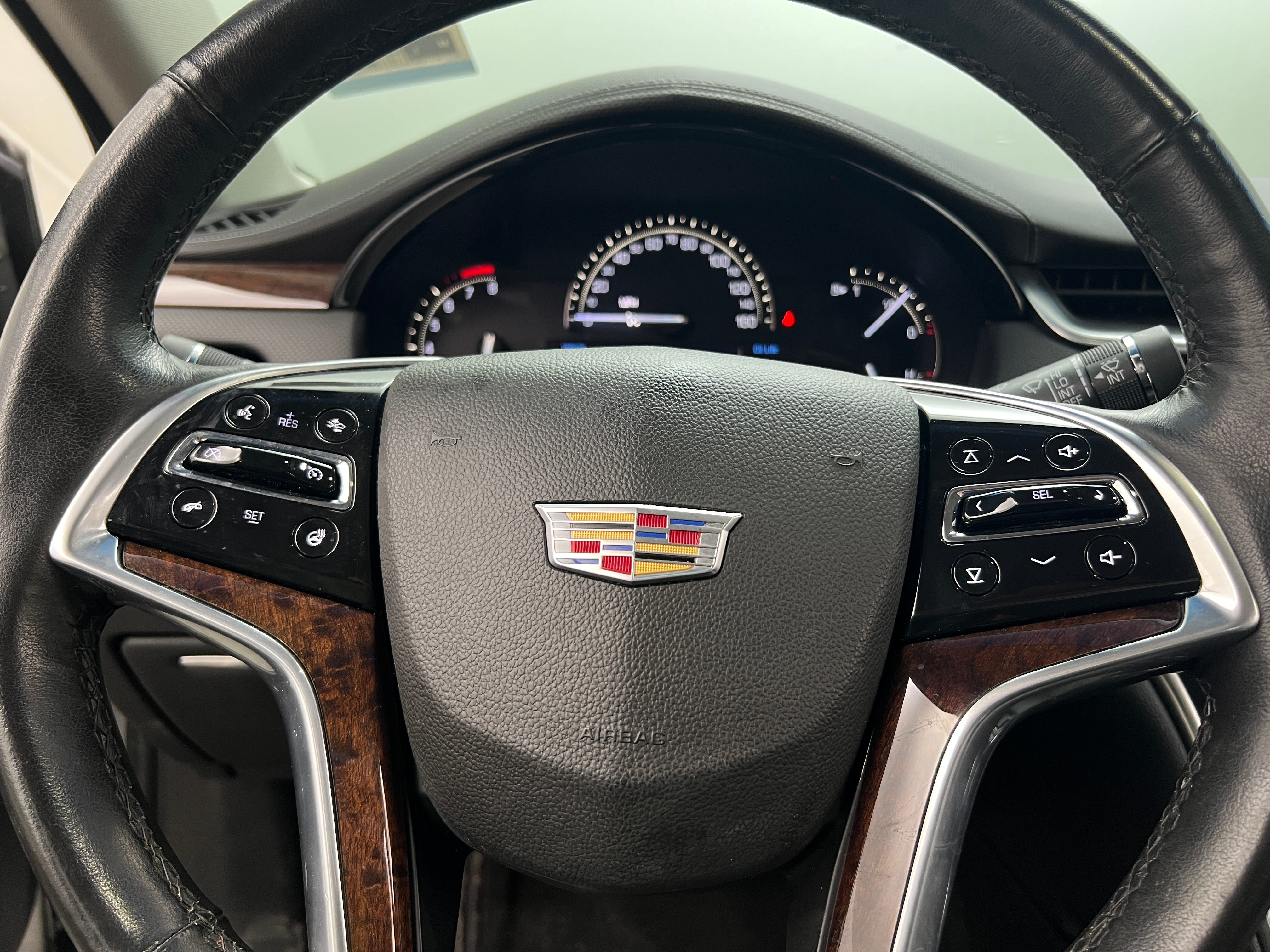 2017 Cadillac XTS Luxury 4