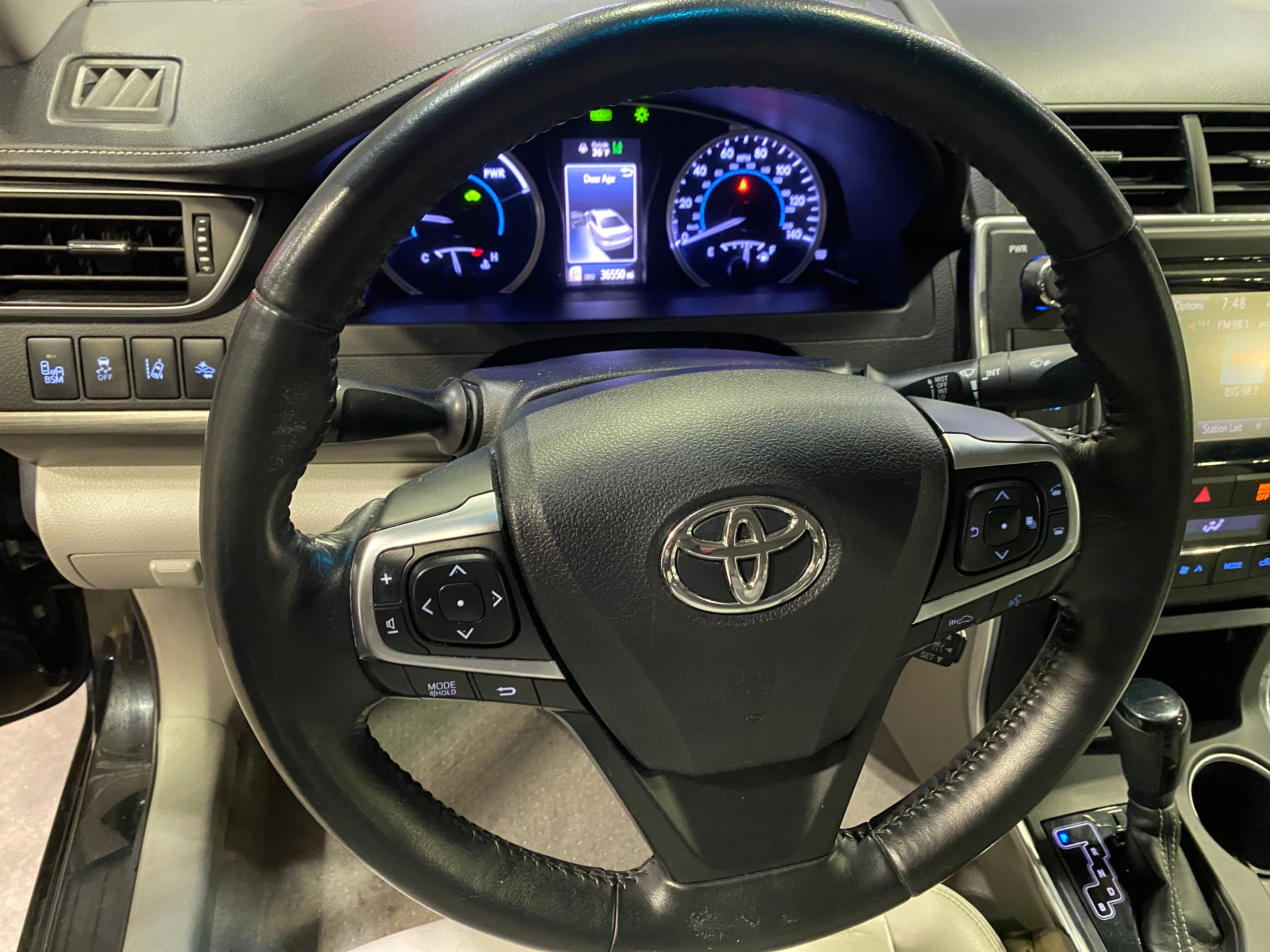 2015 Toyota Camry XLE 4