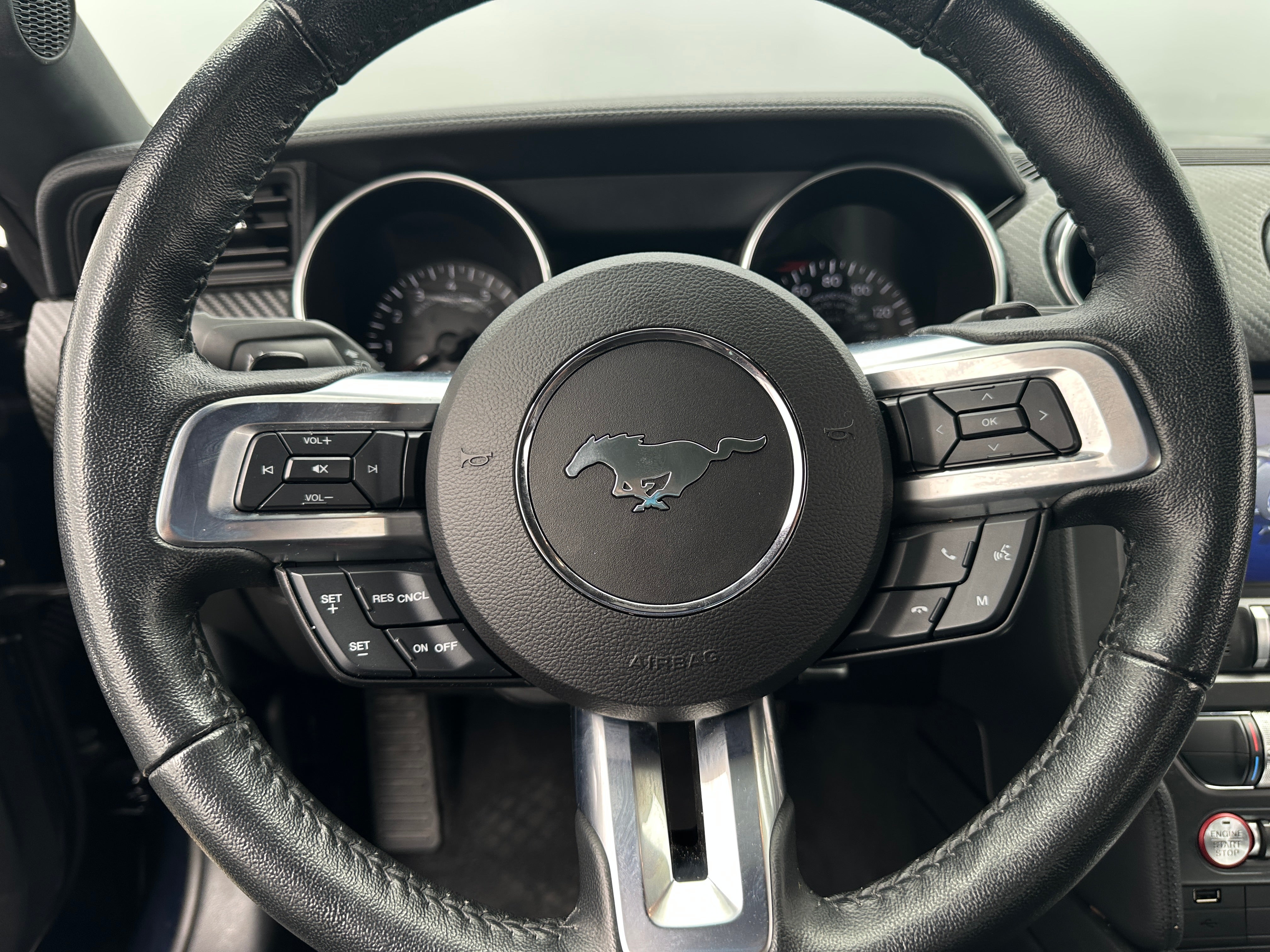 2021 Ford Mustang  4