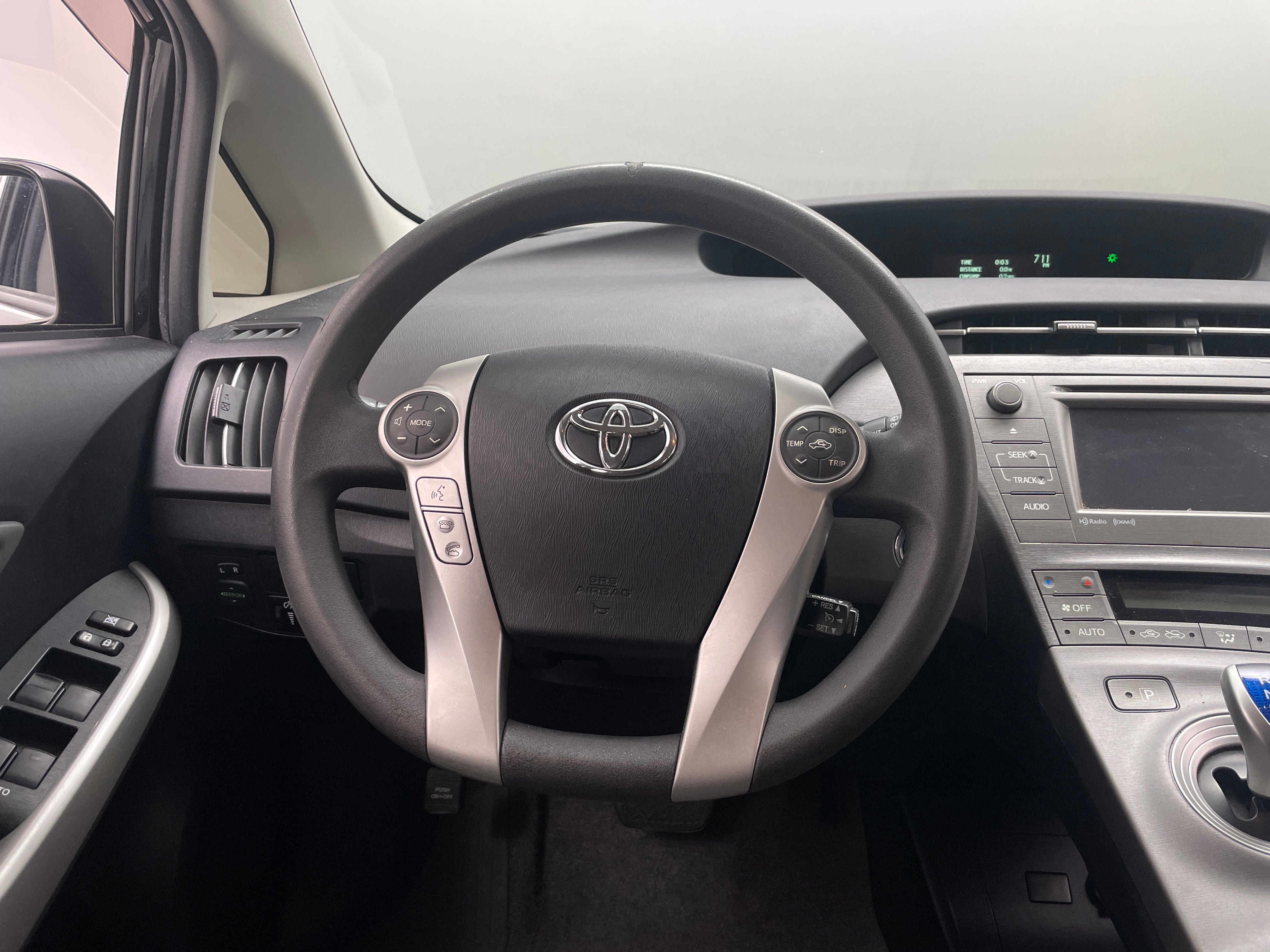 2013 Toyota Prius Three 5