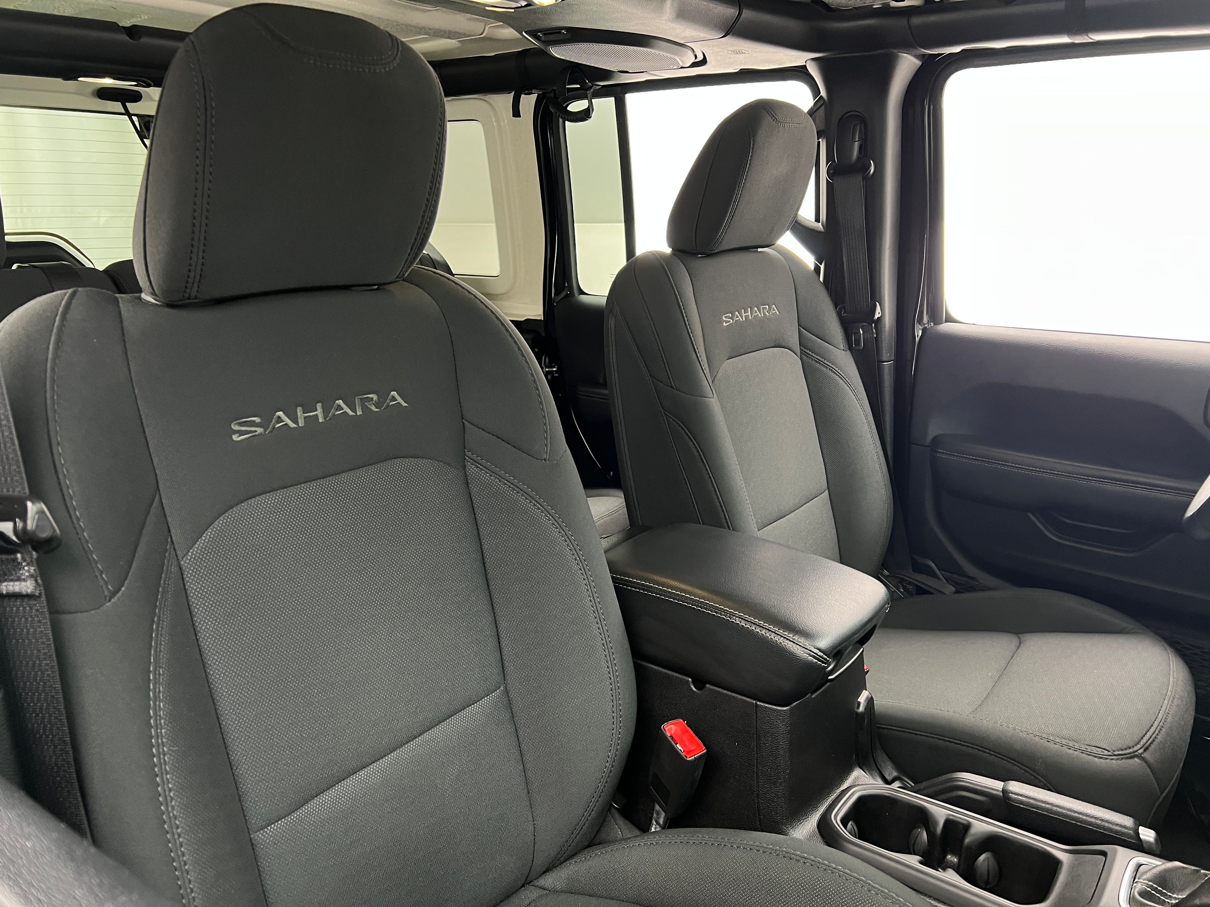 2019 Jeep Wrangler Unlimited Sahara 2