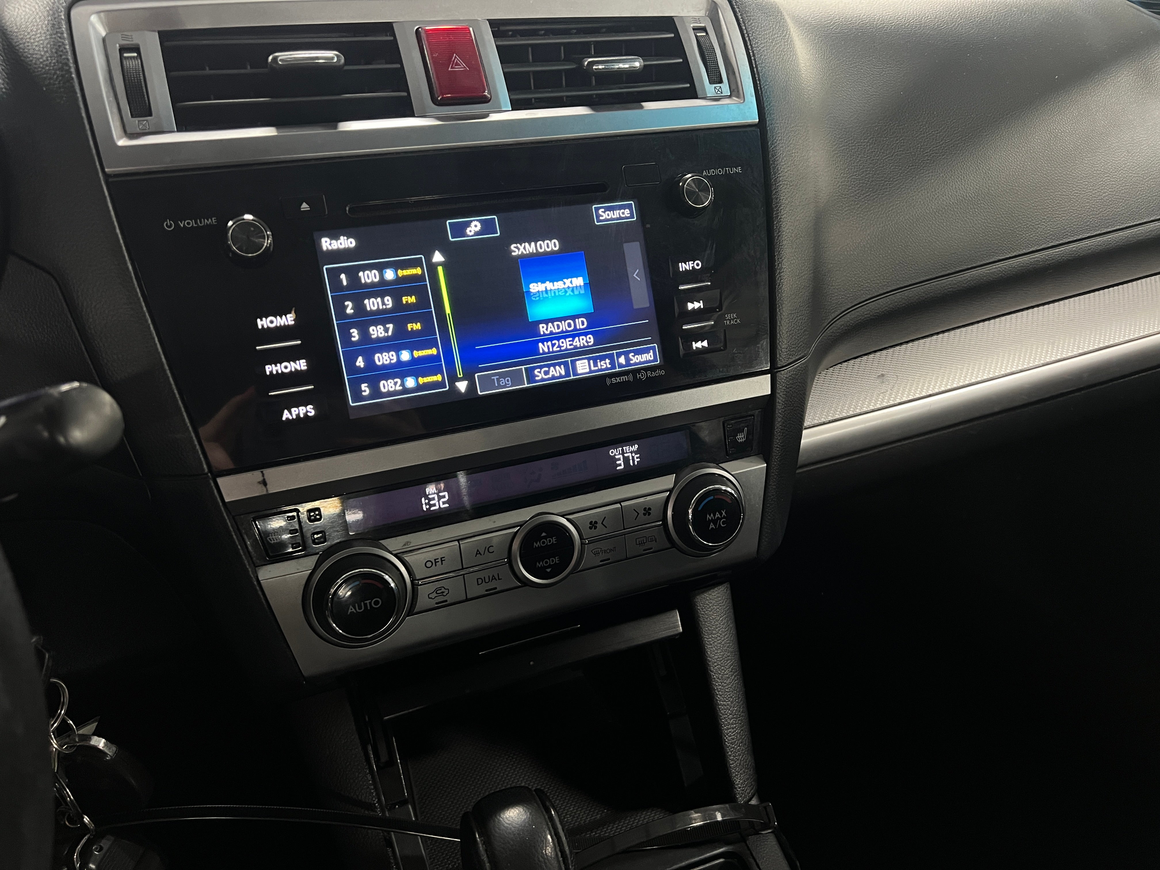 2017 Subaru Legacy Premium 4