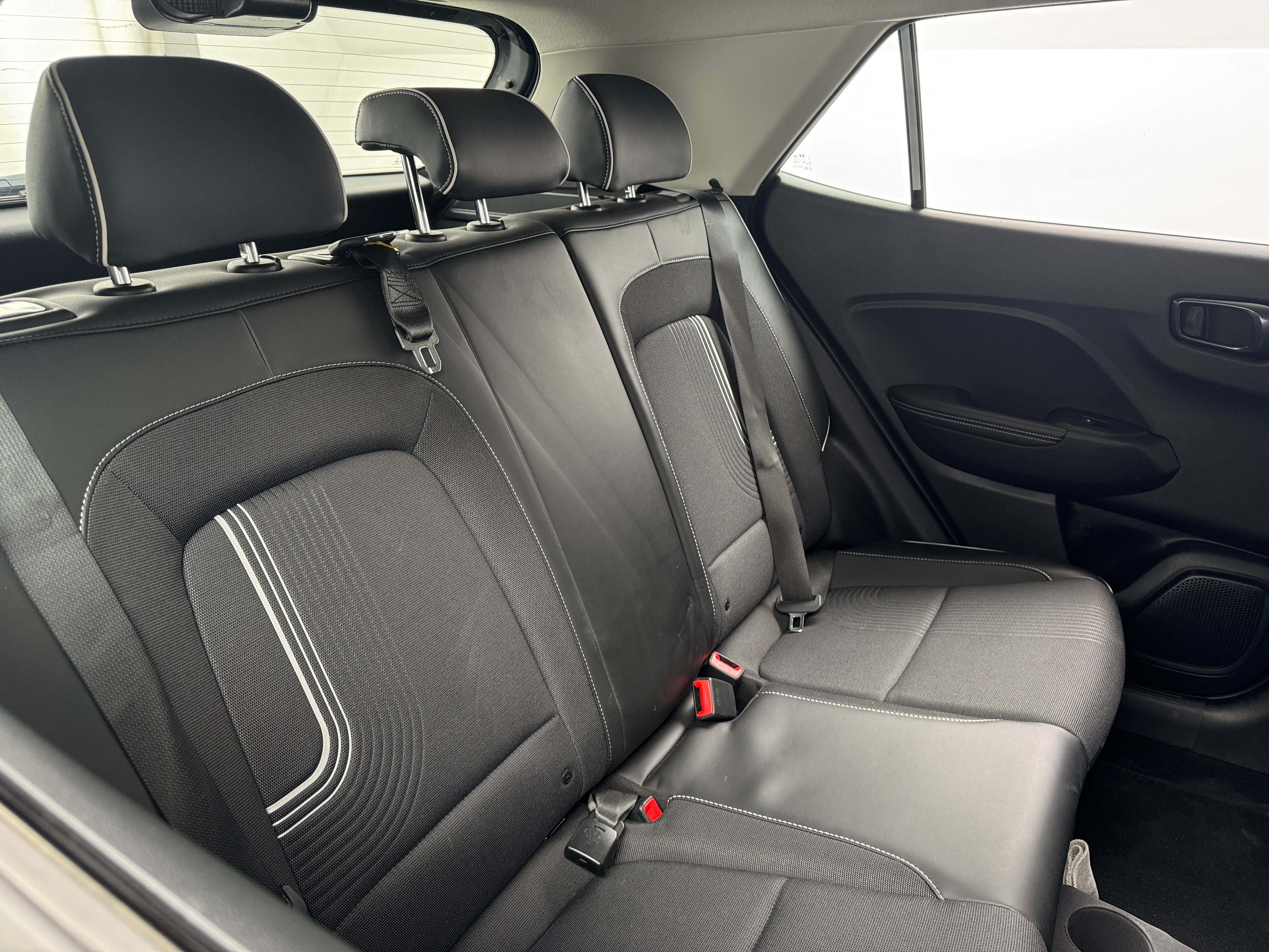 2023 Hyundai Venue Limited 6