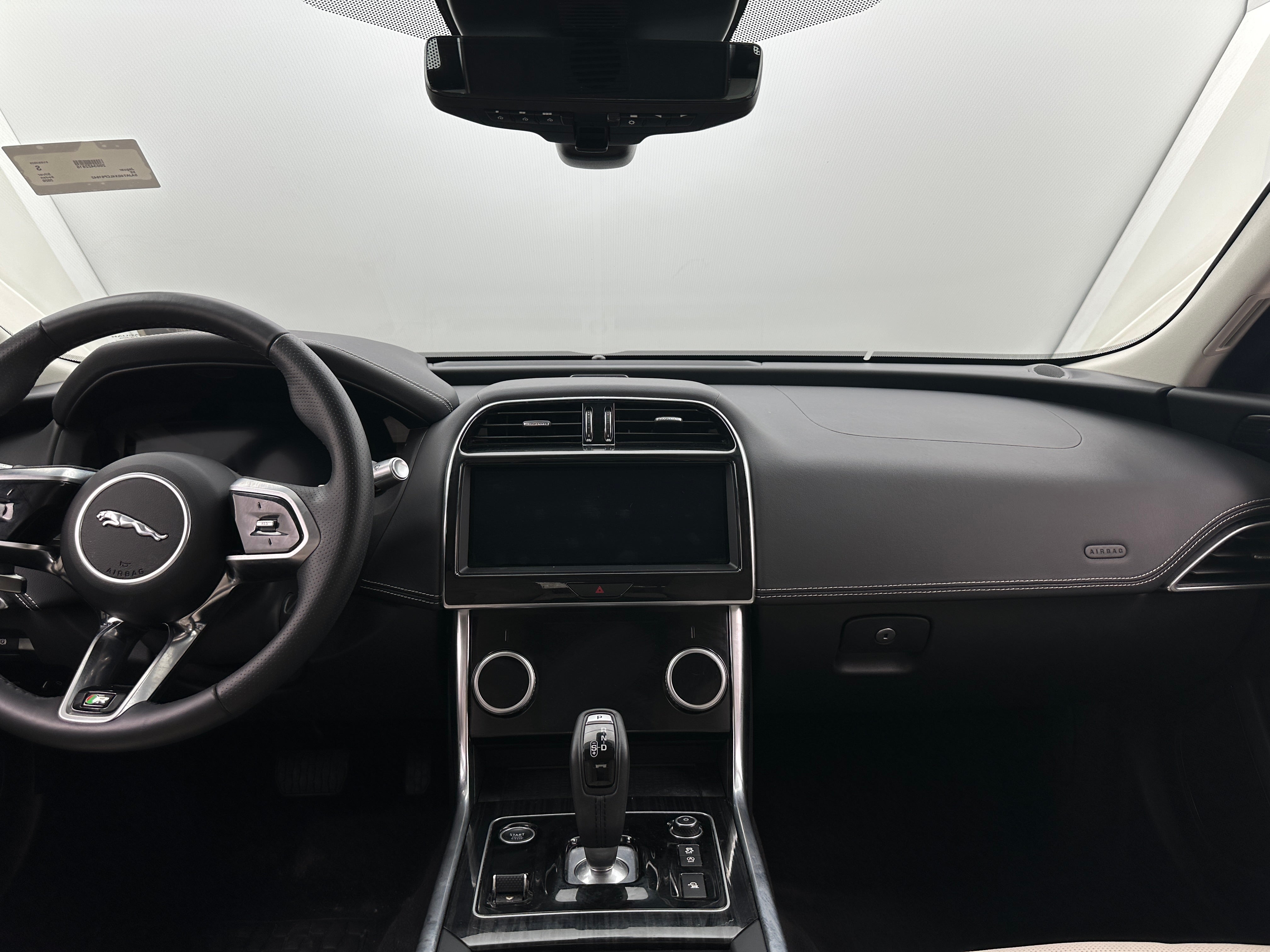 2020 Jaguar XE R-Dynamic S 3